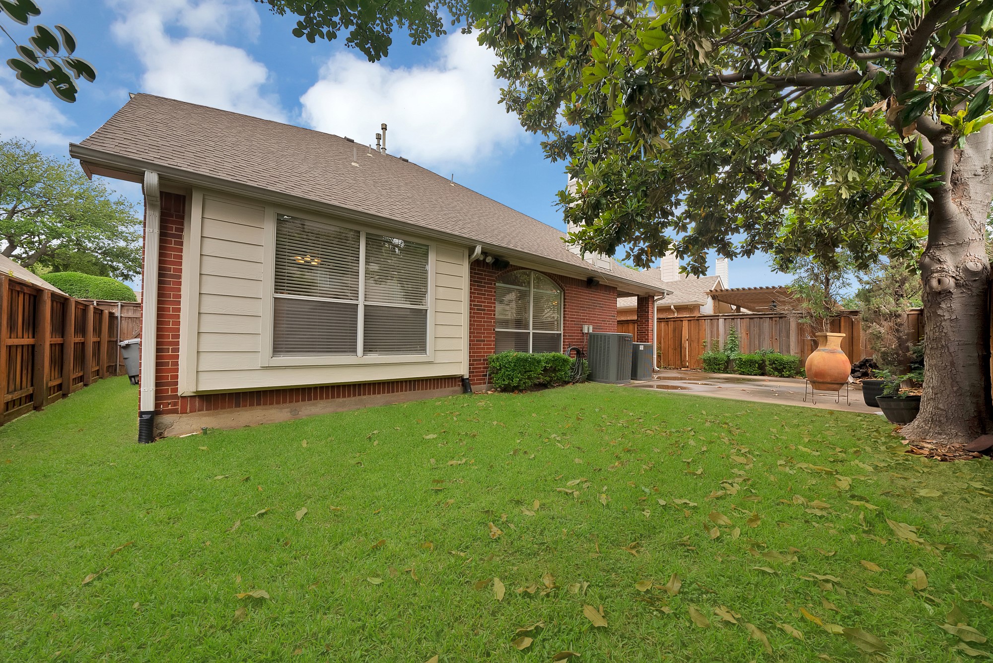 18638 Tall Oak Drive Dallas TX 75287