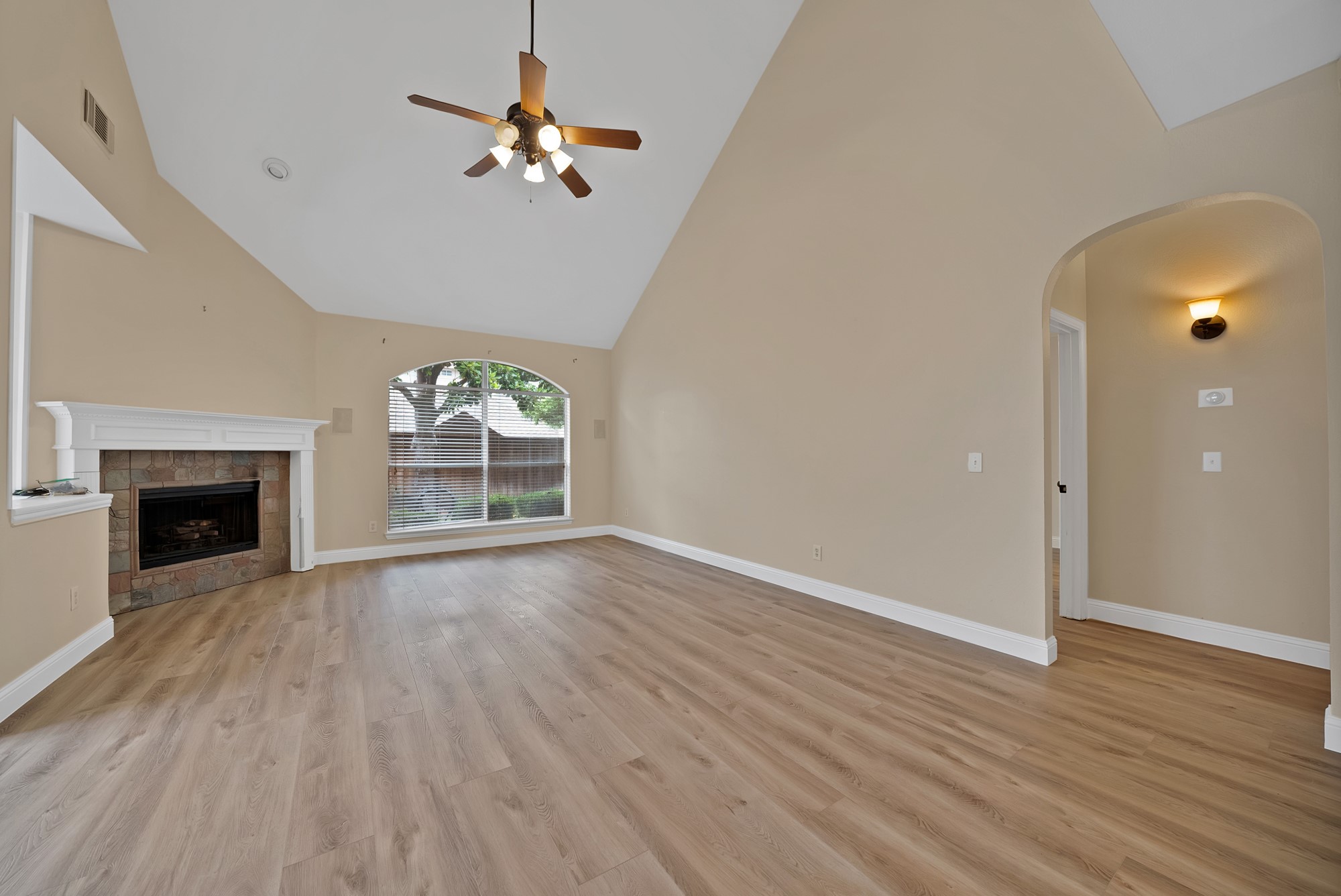 18638 Tall Oak Drive Dallas TX 75287