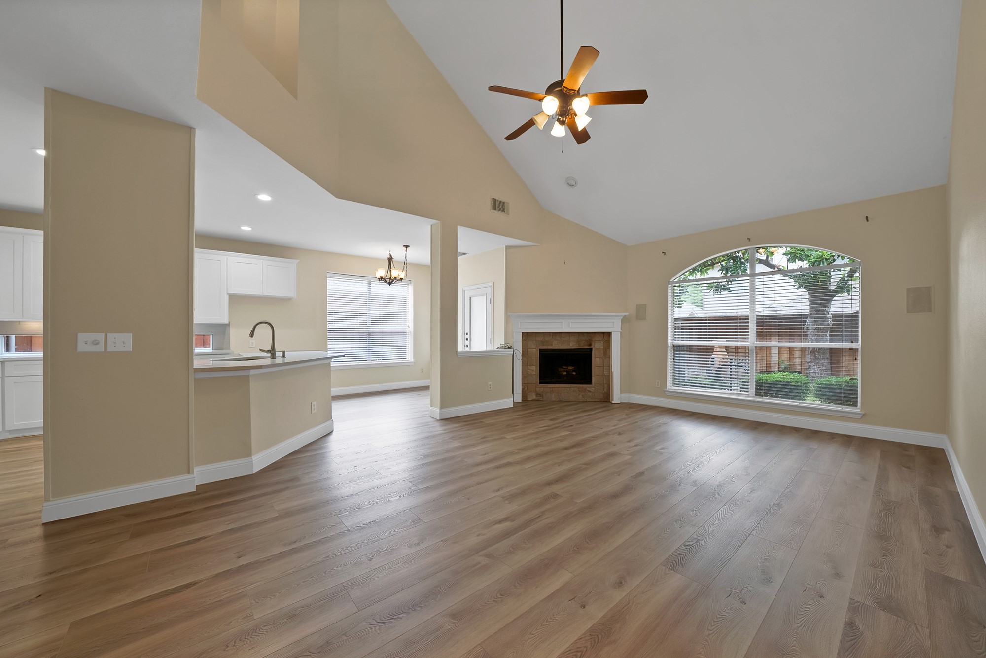 18638 Tall Oak Drive Dallas TX 75287