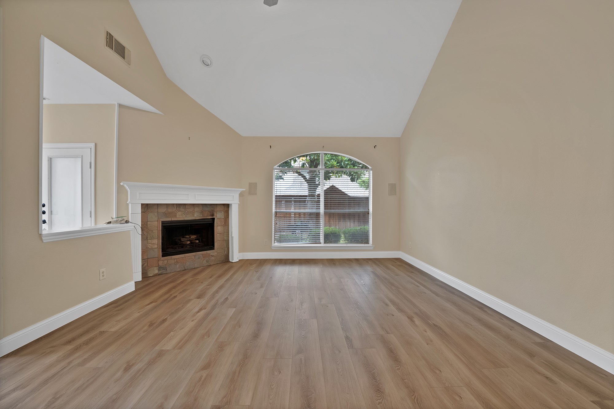 18638 Tall Oak Drive Dallas TX 75287