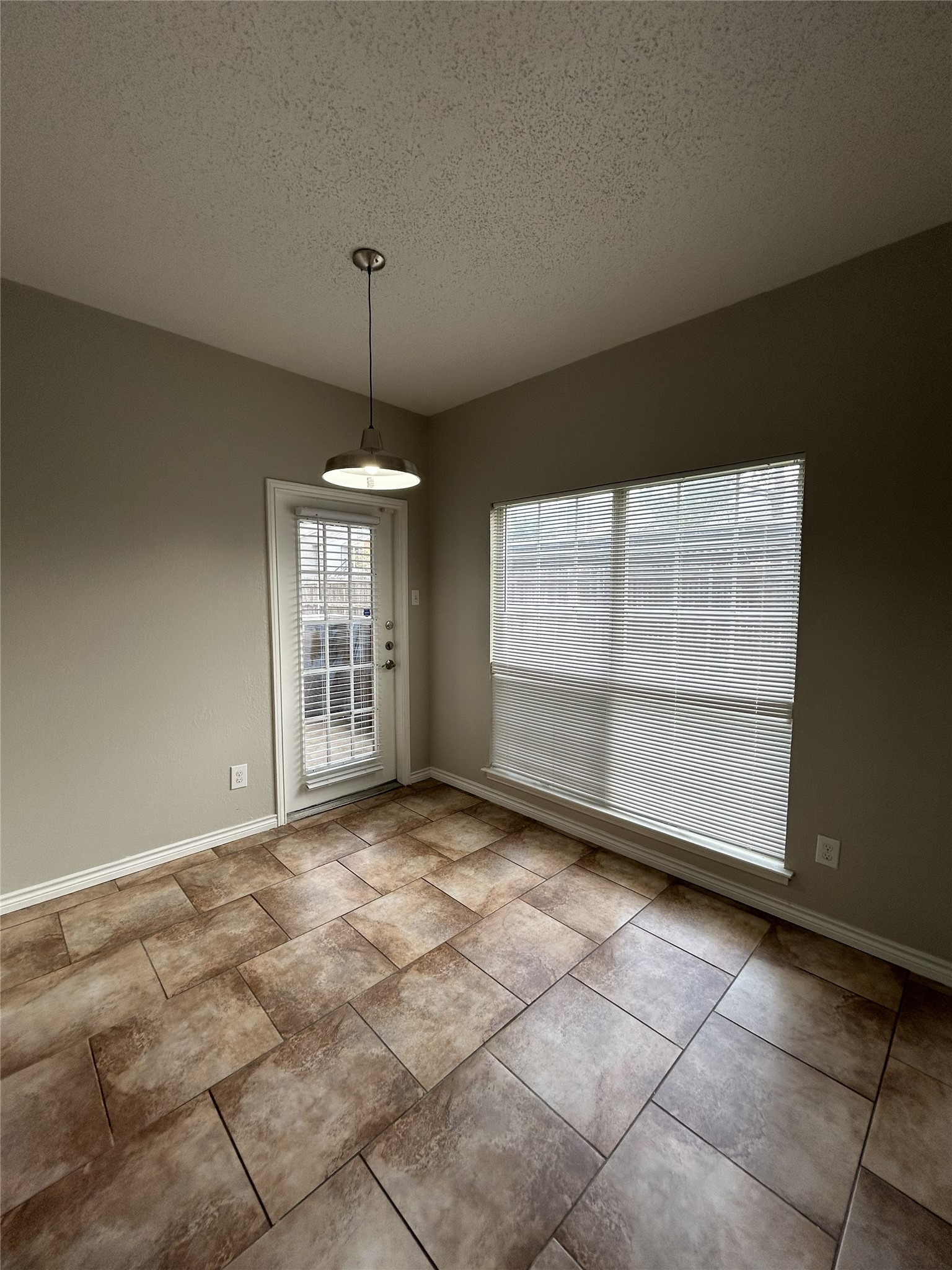 3617 W Northgate Drive Irving TX 75062