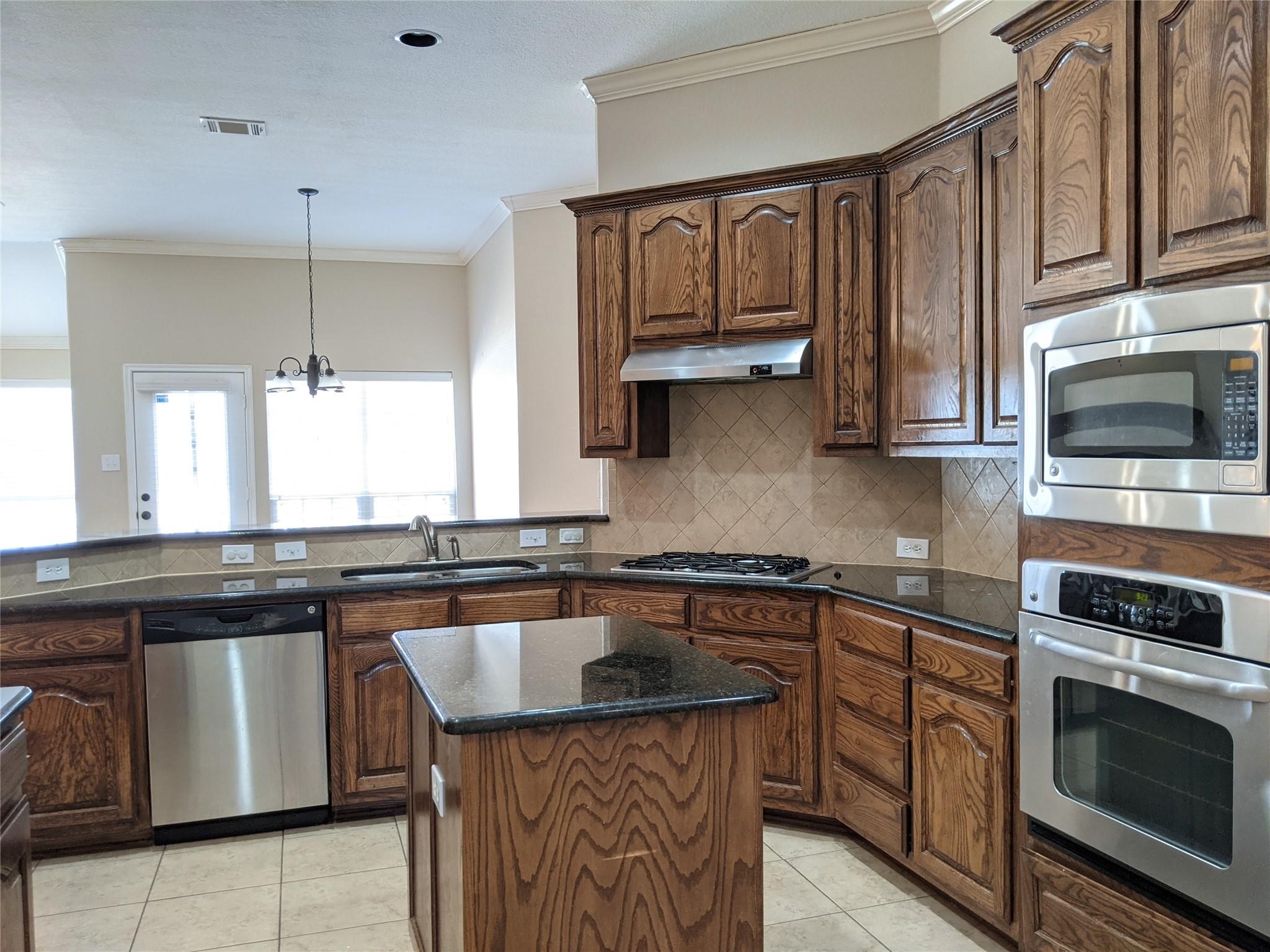 8620 Boulder River Trail Mckinney TX 75070