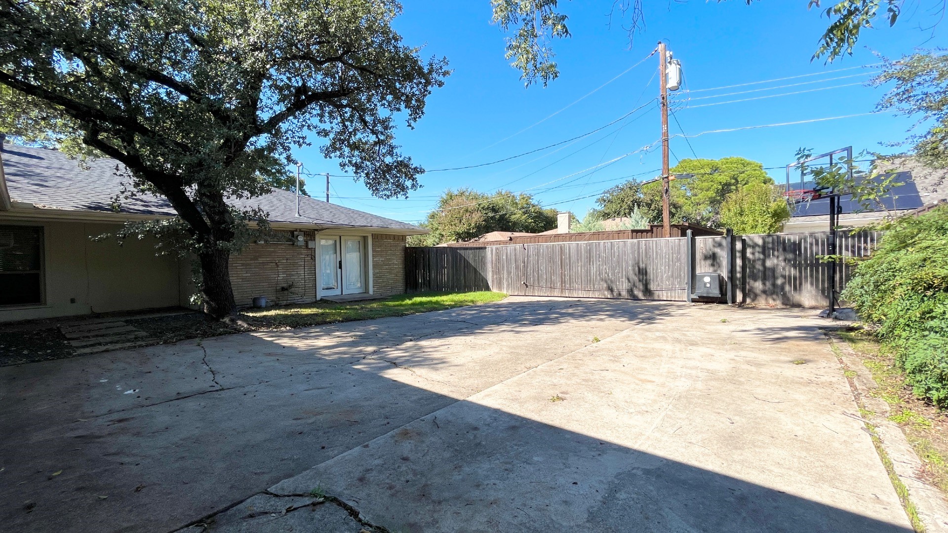 10006 Pensive Drive Dallas TX 75229