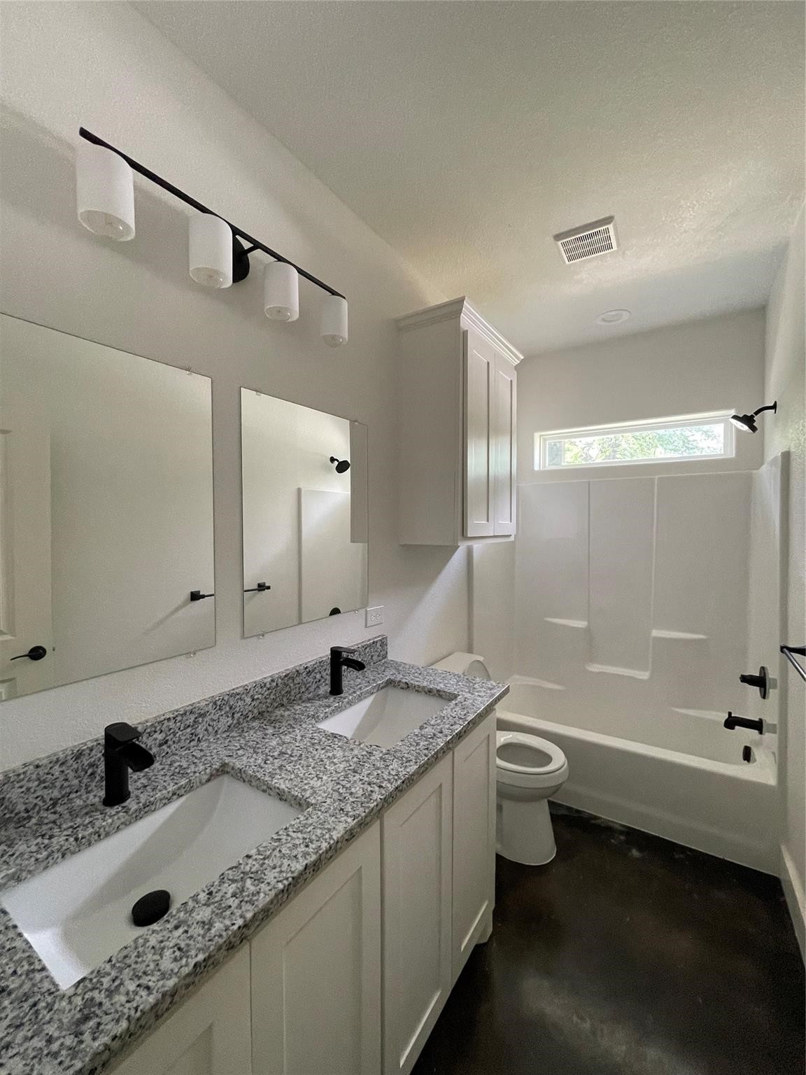 722 E Woodard Street Denison TX 75021