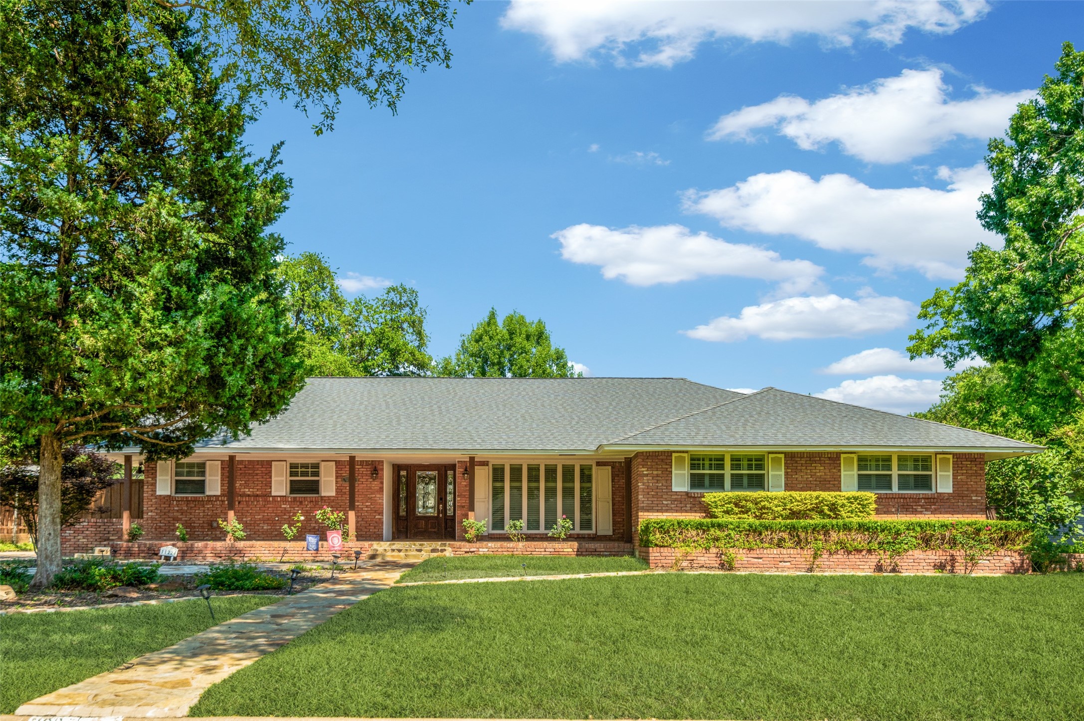 11224 Pinocchio Drive Dallas TX 75229