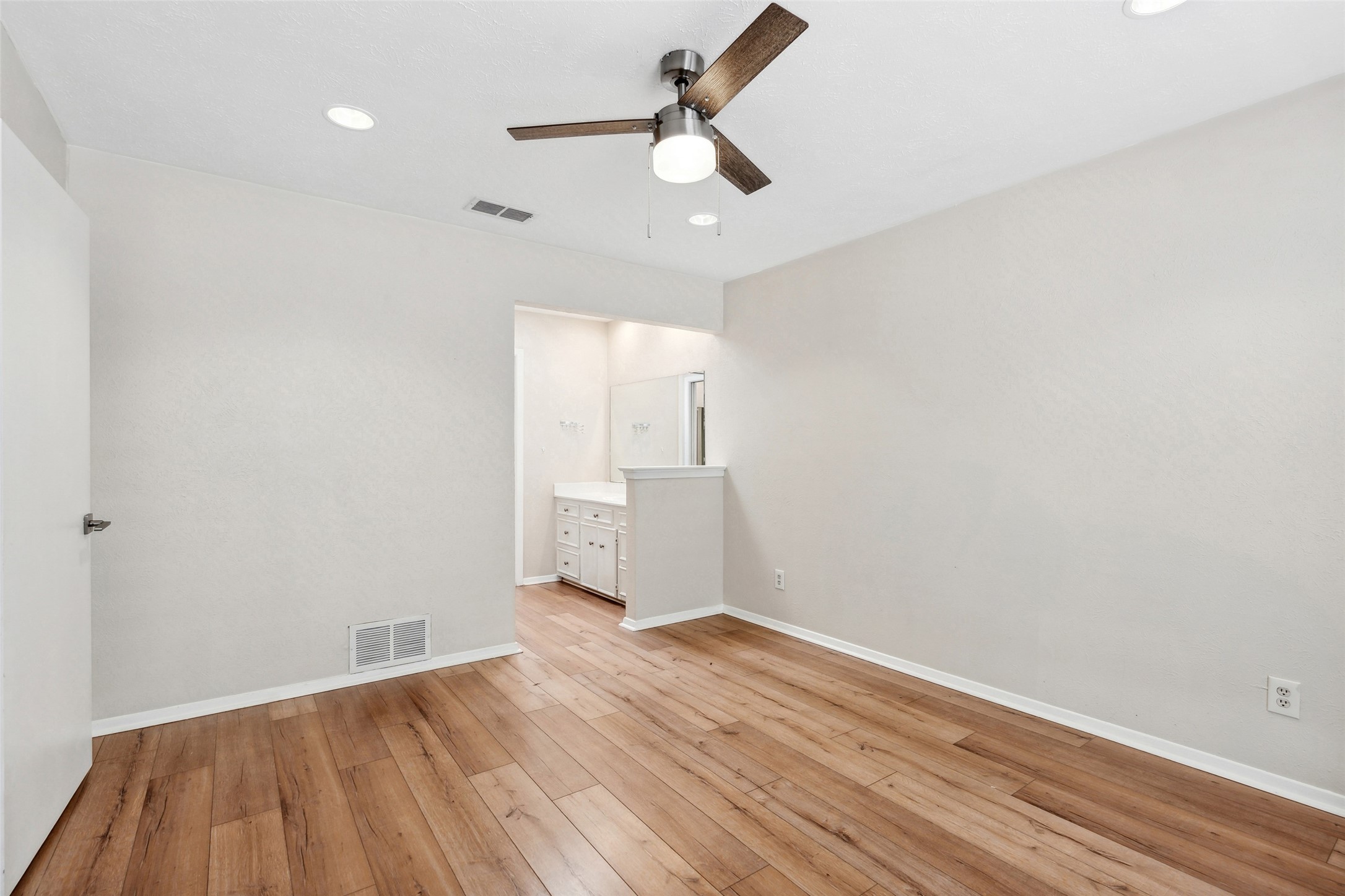 17015 Graystone Drive Dallas TX 75248