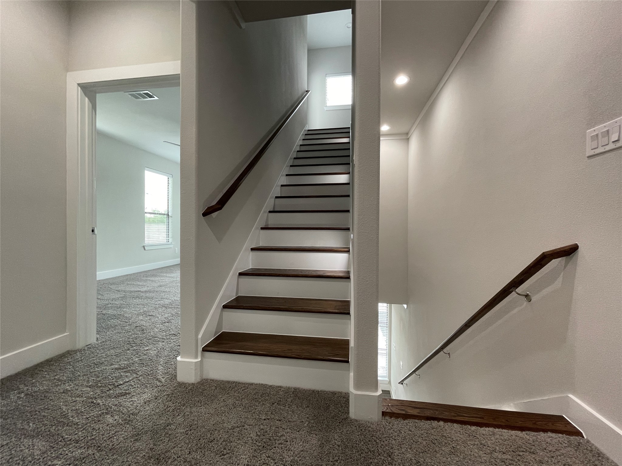 2417 N Winnetka Avenue Dallas TX 75212