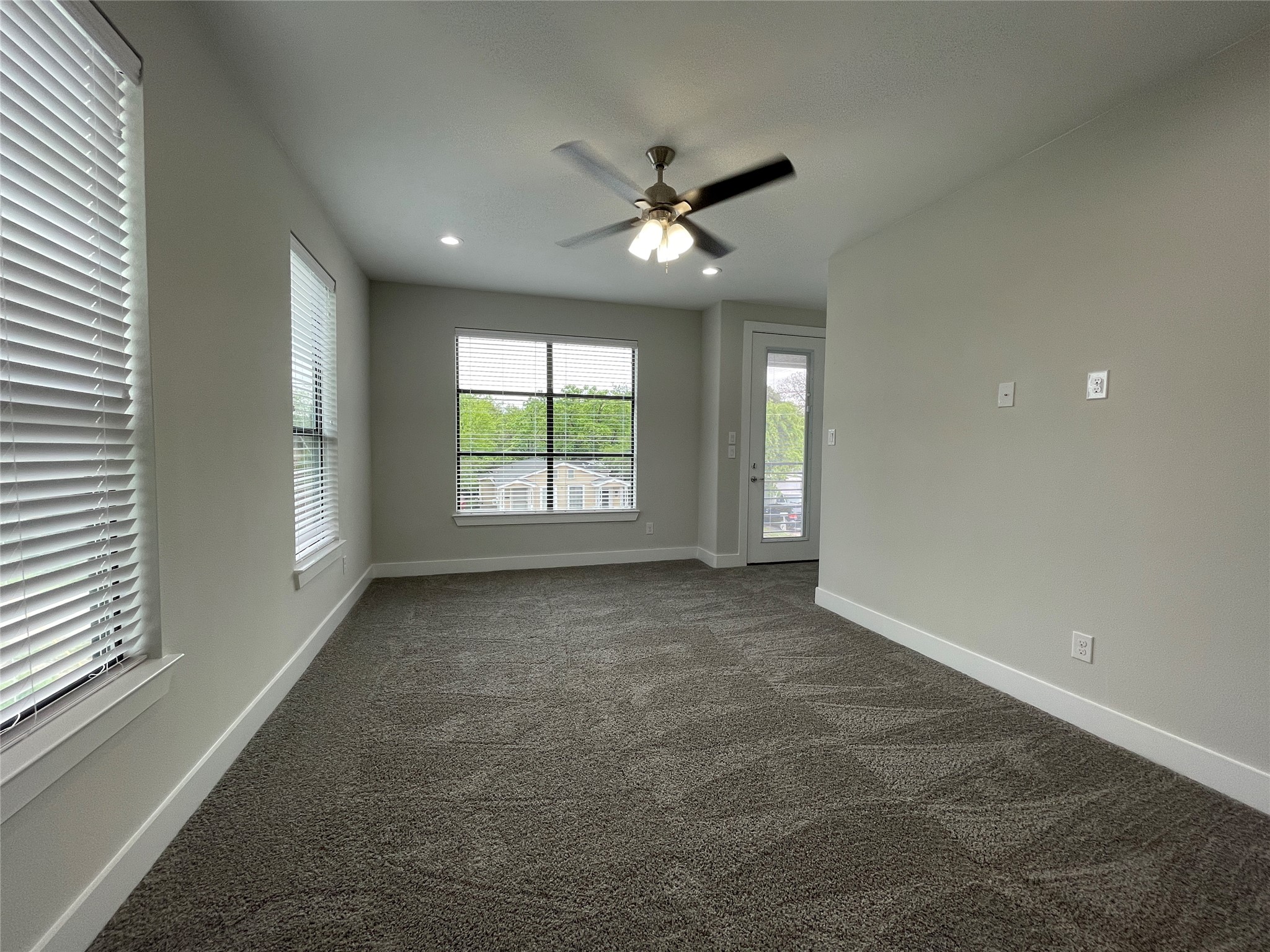 2417 N Winnetka Avenue Dallas TX 75212