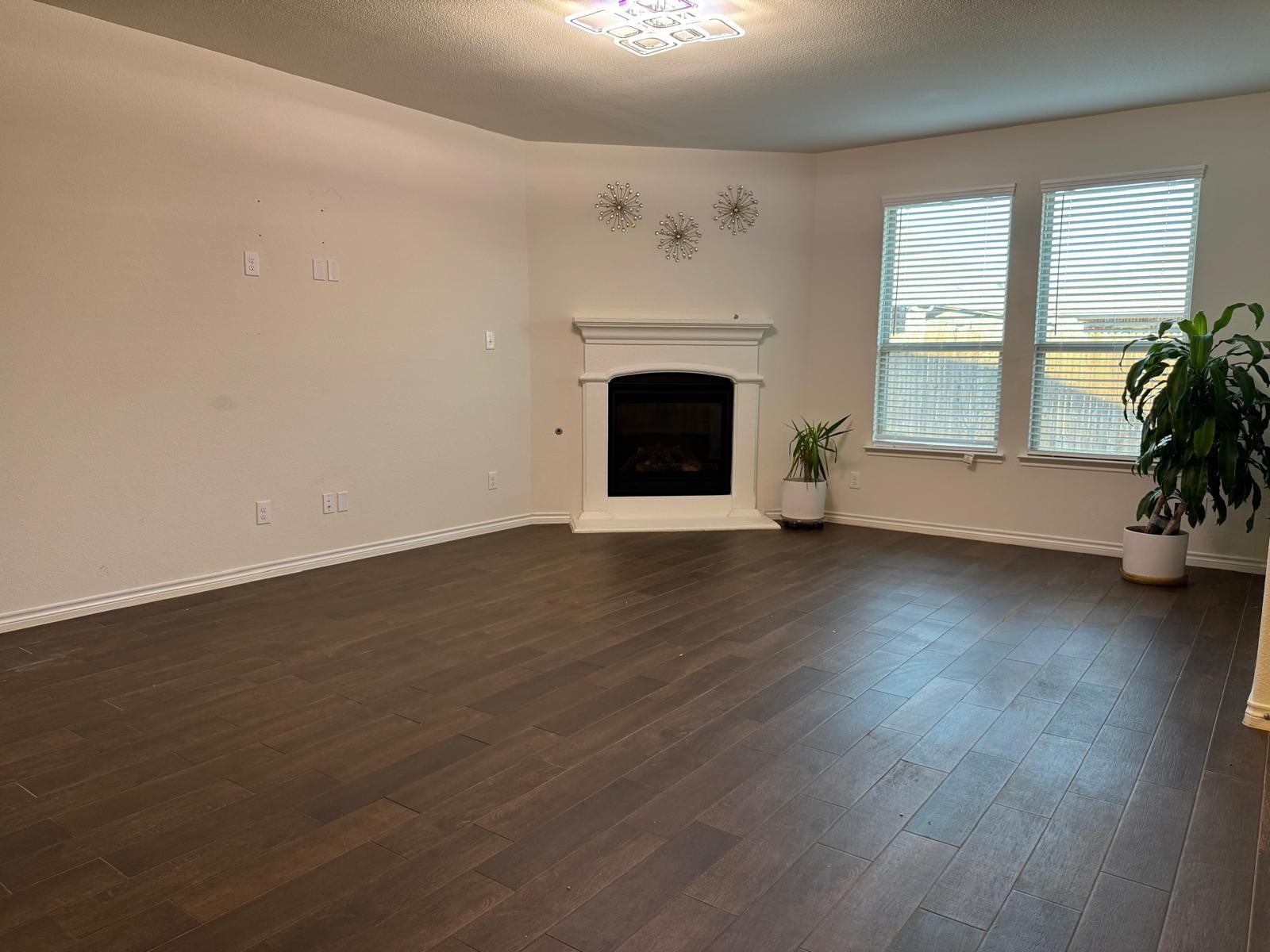 2916 Brady Starr Drive Aubrey TX 76227
