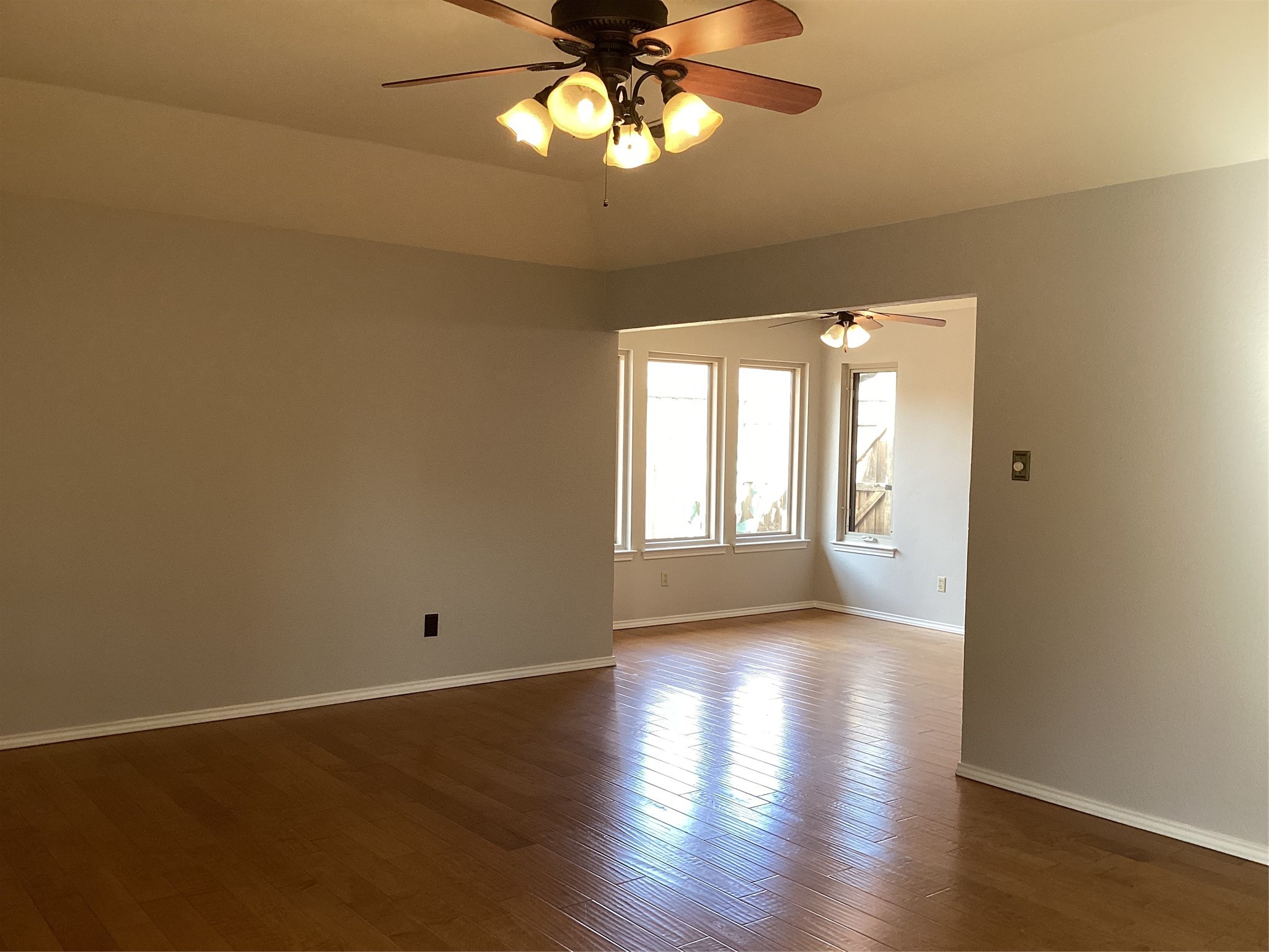 2841 Southridge Drive Grapevine TX 76051