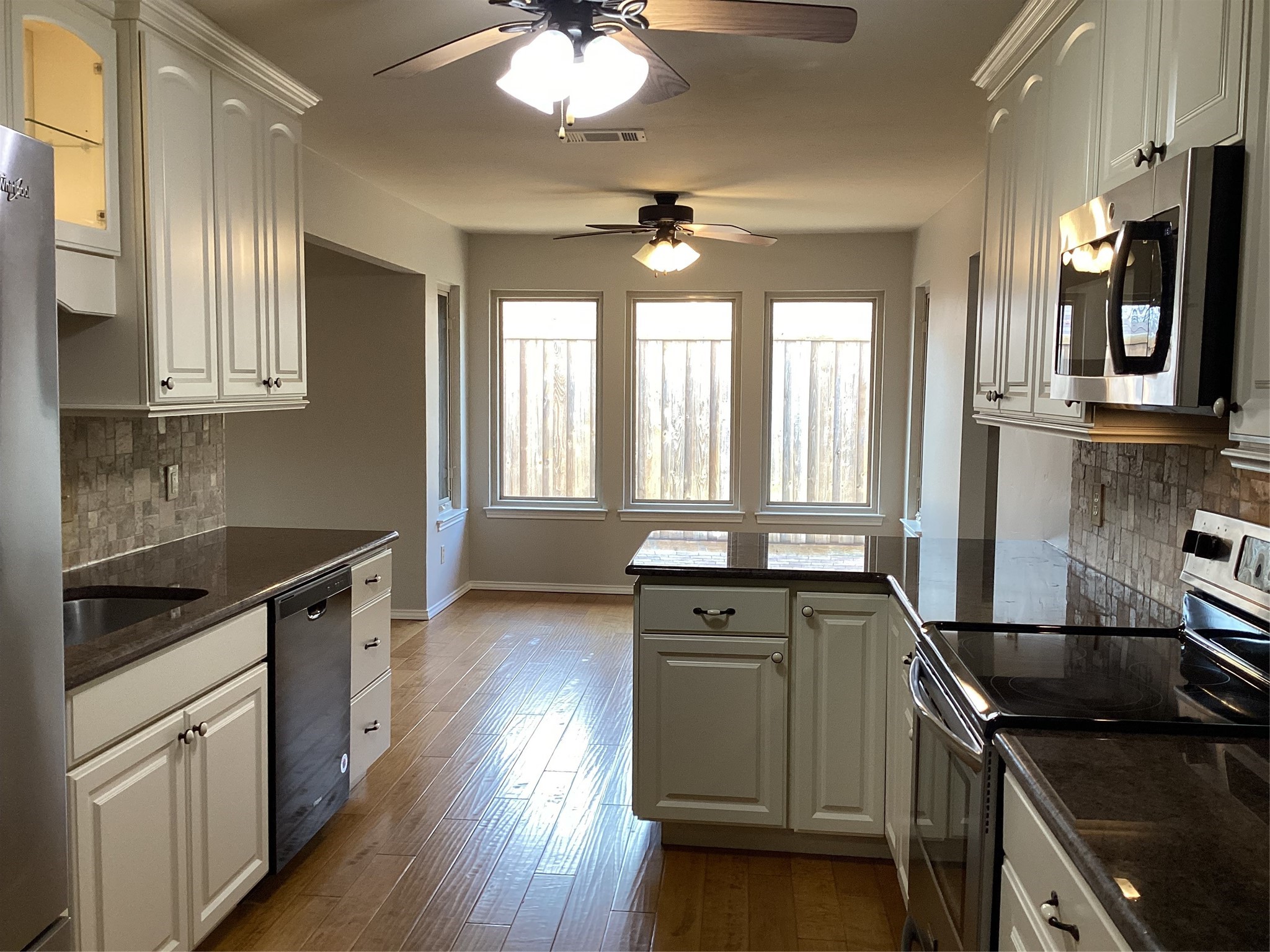 2841 Southridge Drive Grapevine TX 76051
