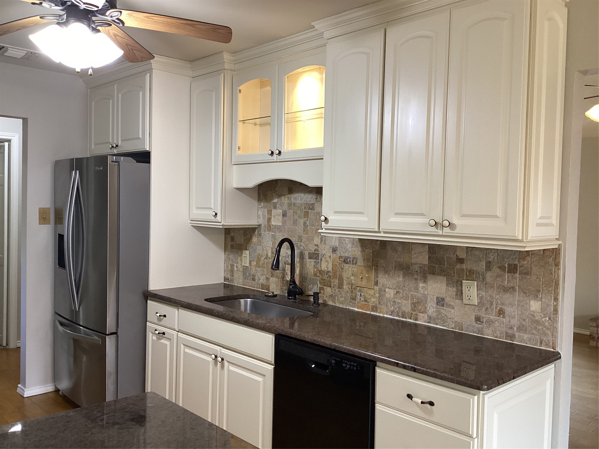 2841 Southridge Drive Grapevine TX 76051
