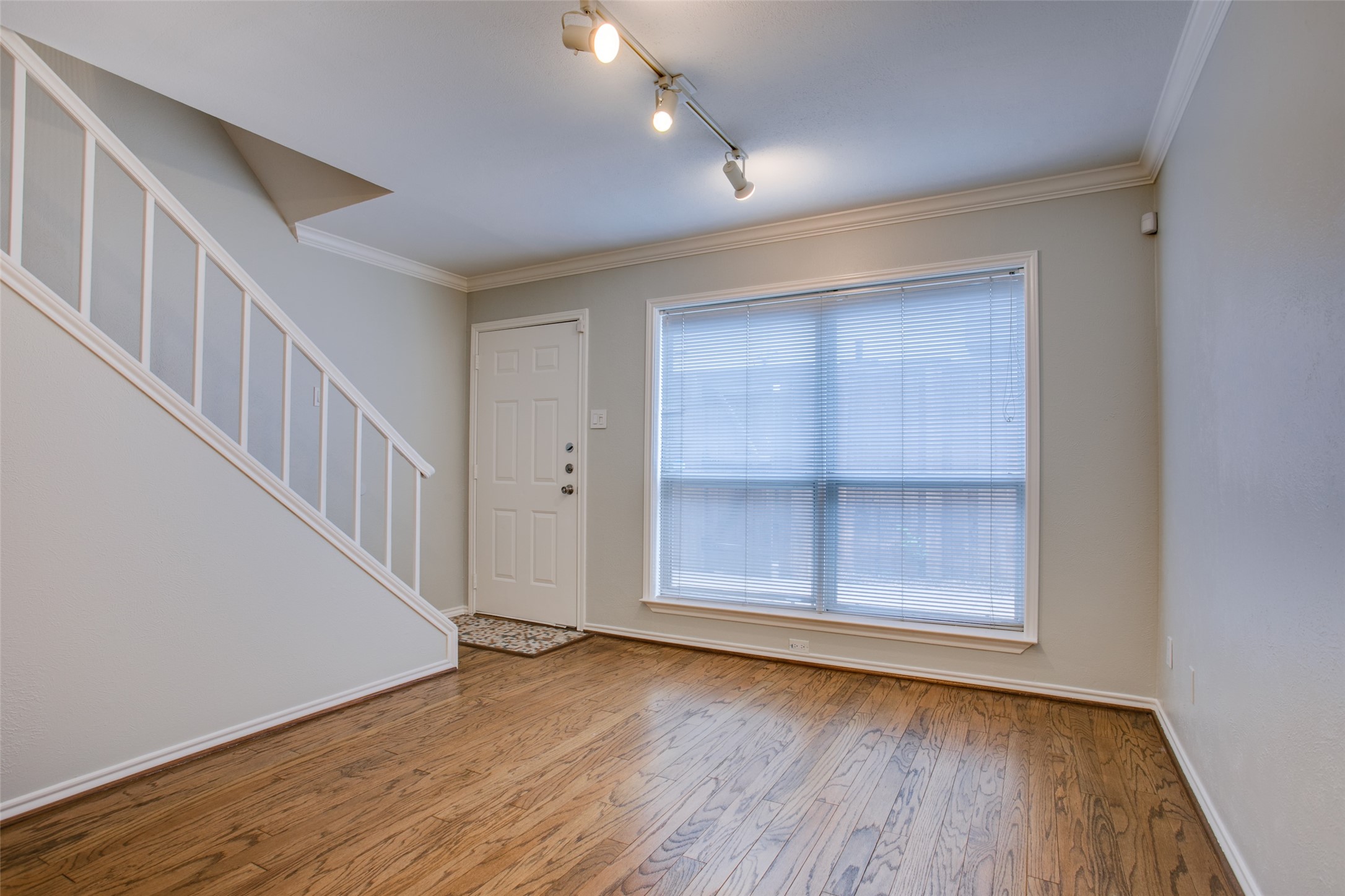 4414 Buena Vista Street Dallas TX 75205