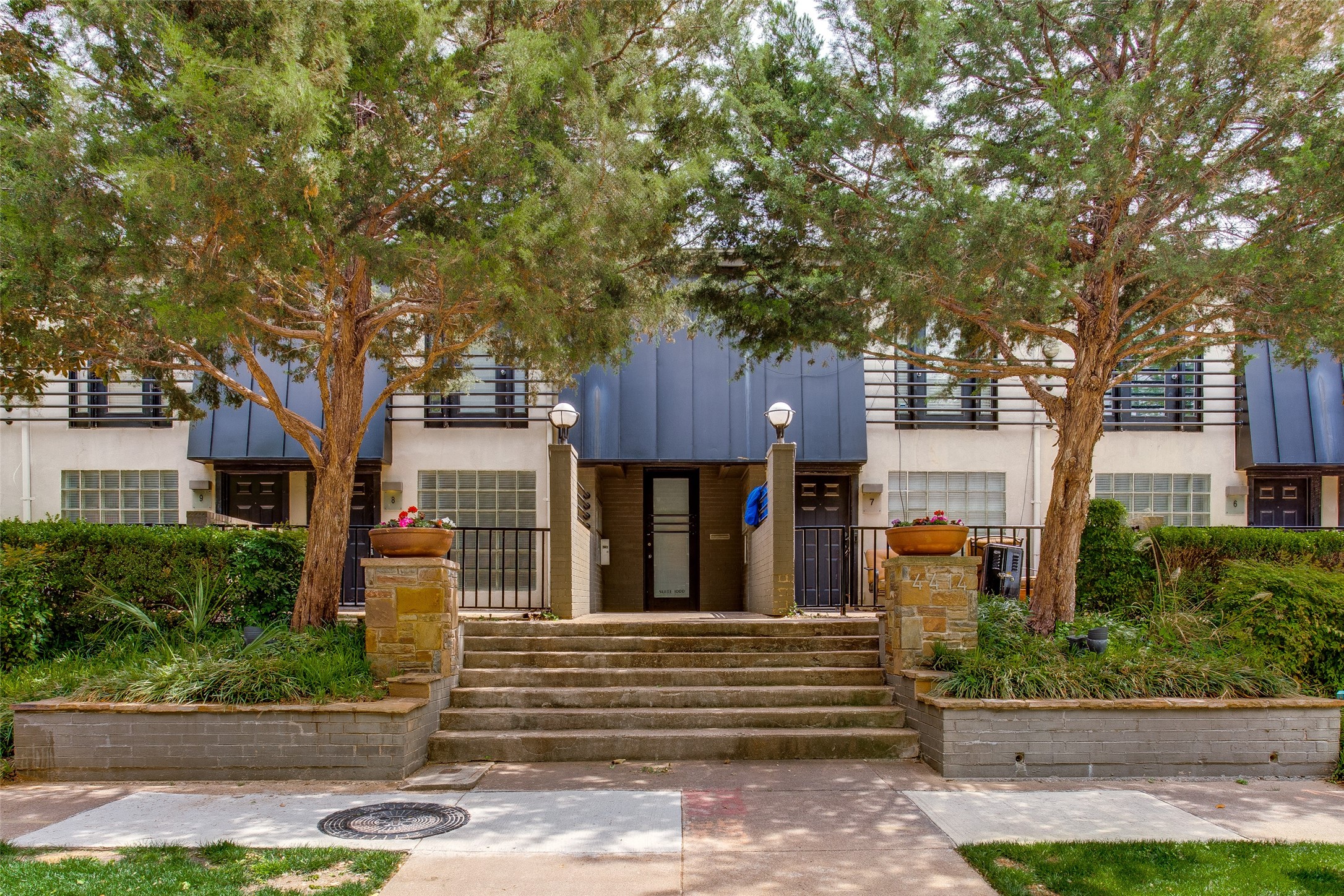 4414 Buena Vista Street Dallas TX 75205