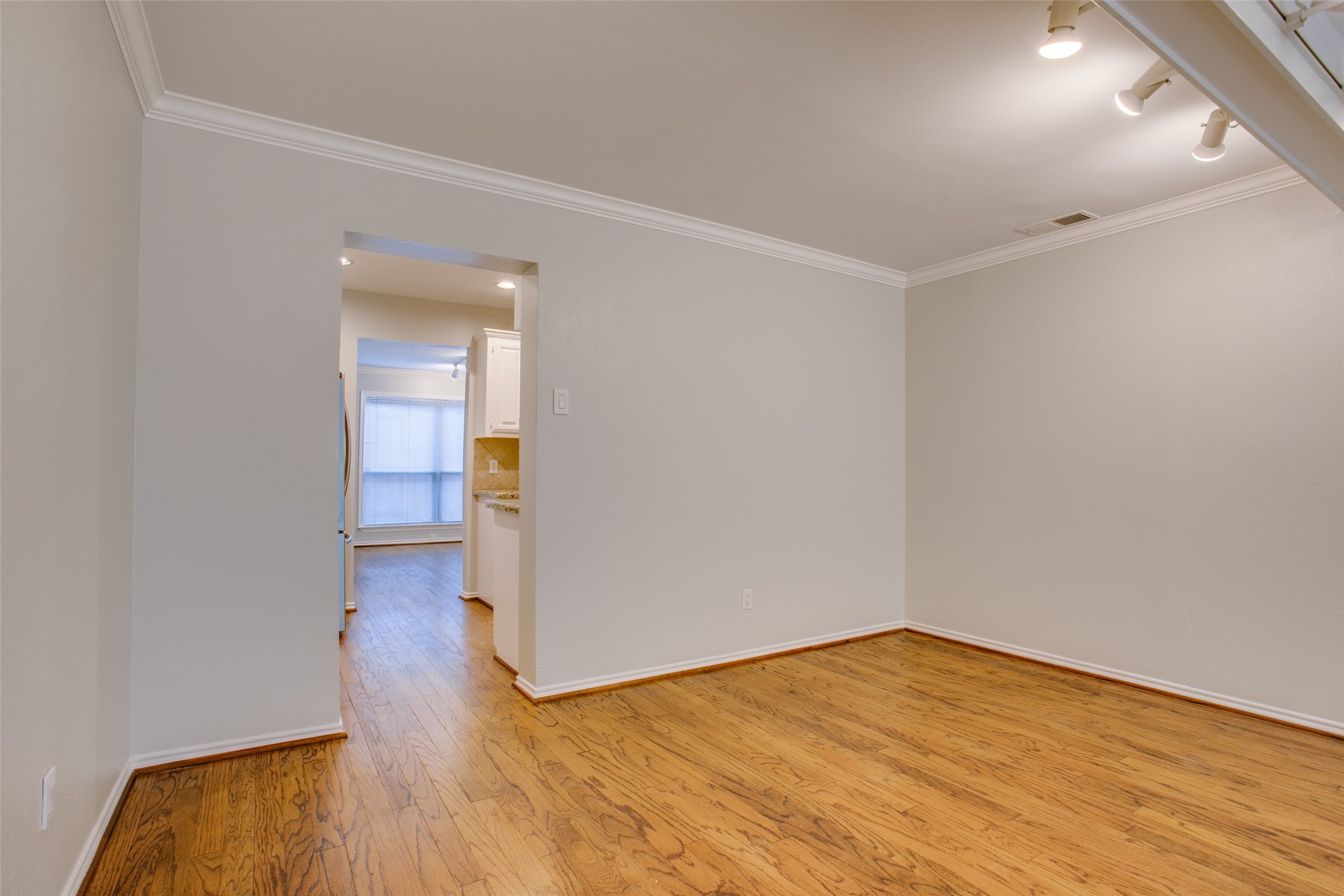 4414 Buena Vista Street Dallas TX 75205