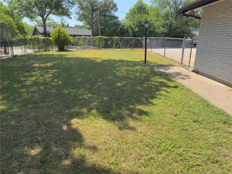 1617 E Union Bower Road Irving TX 75061