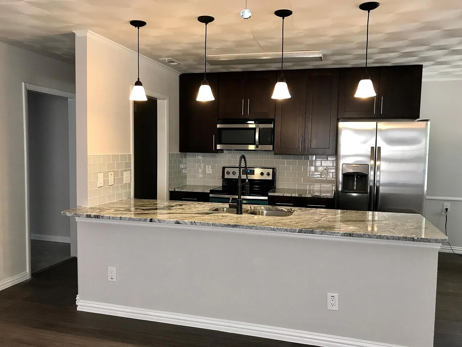 1617 E Union Bower Road Irving TX 75061