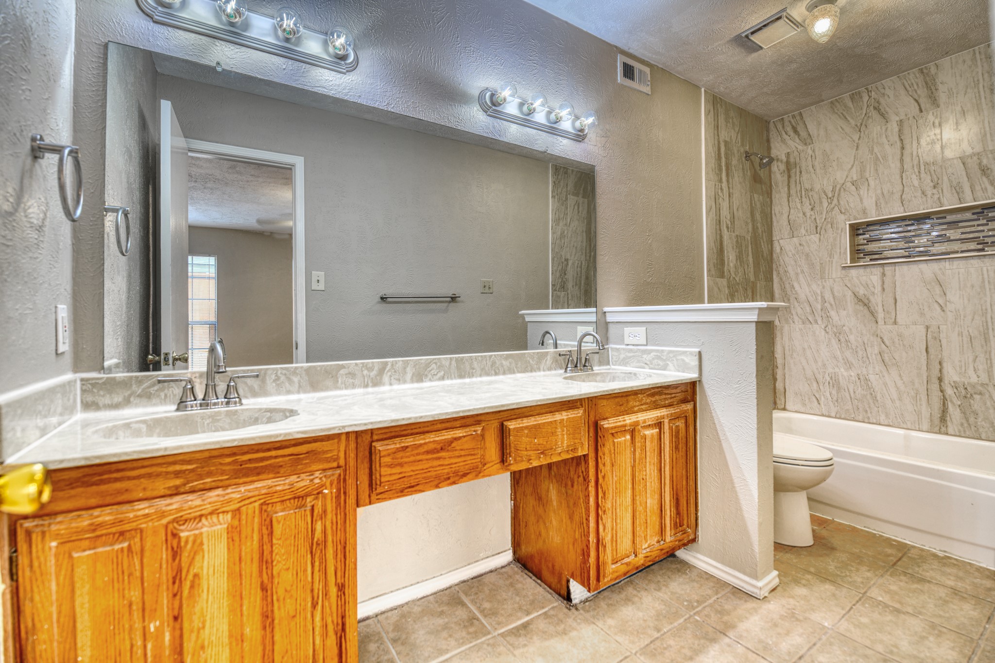 9314 Shipman Street Rowlett TX 75088