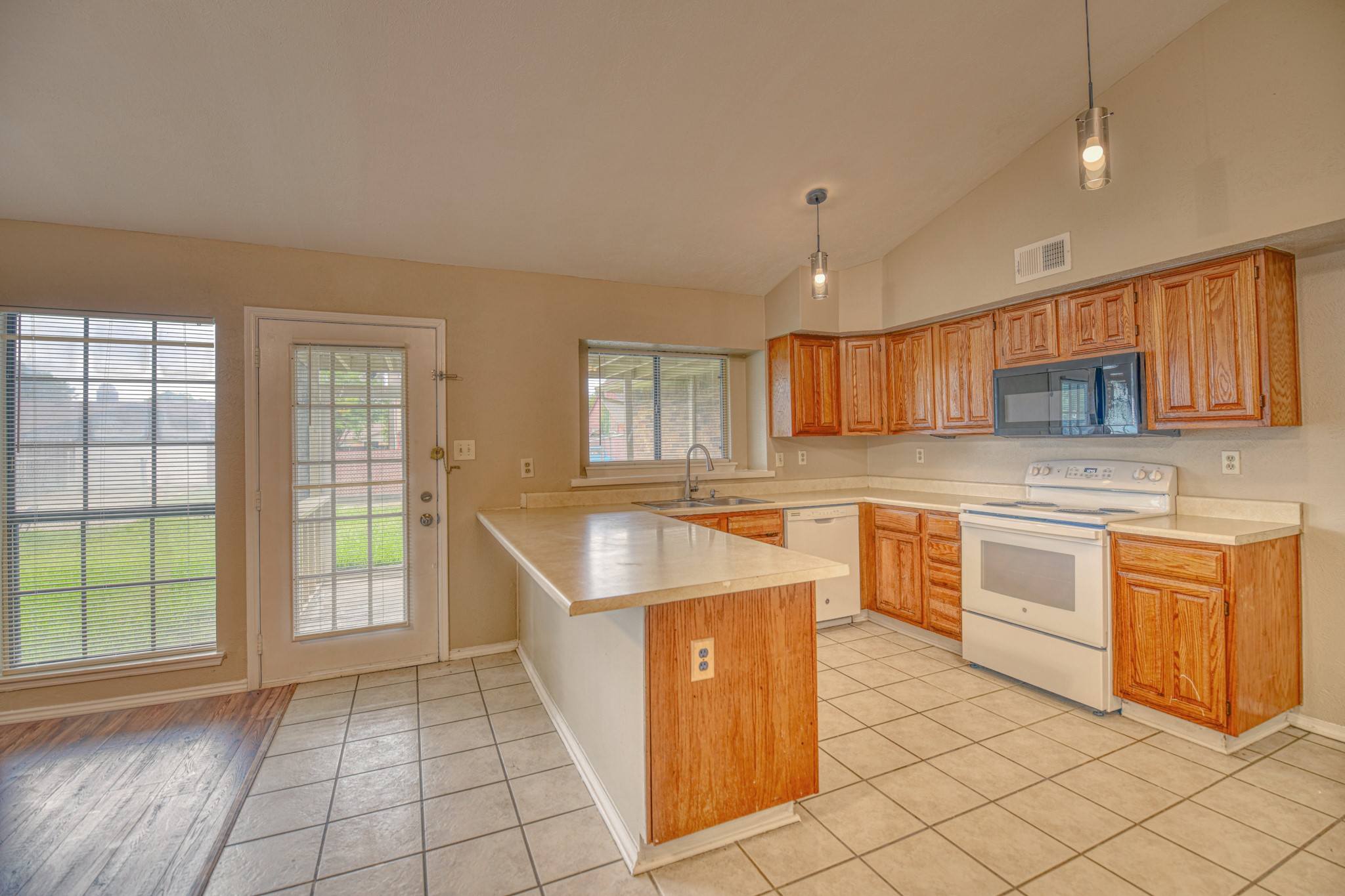 9314 Shipman Street Rowlett TX 75088