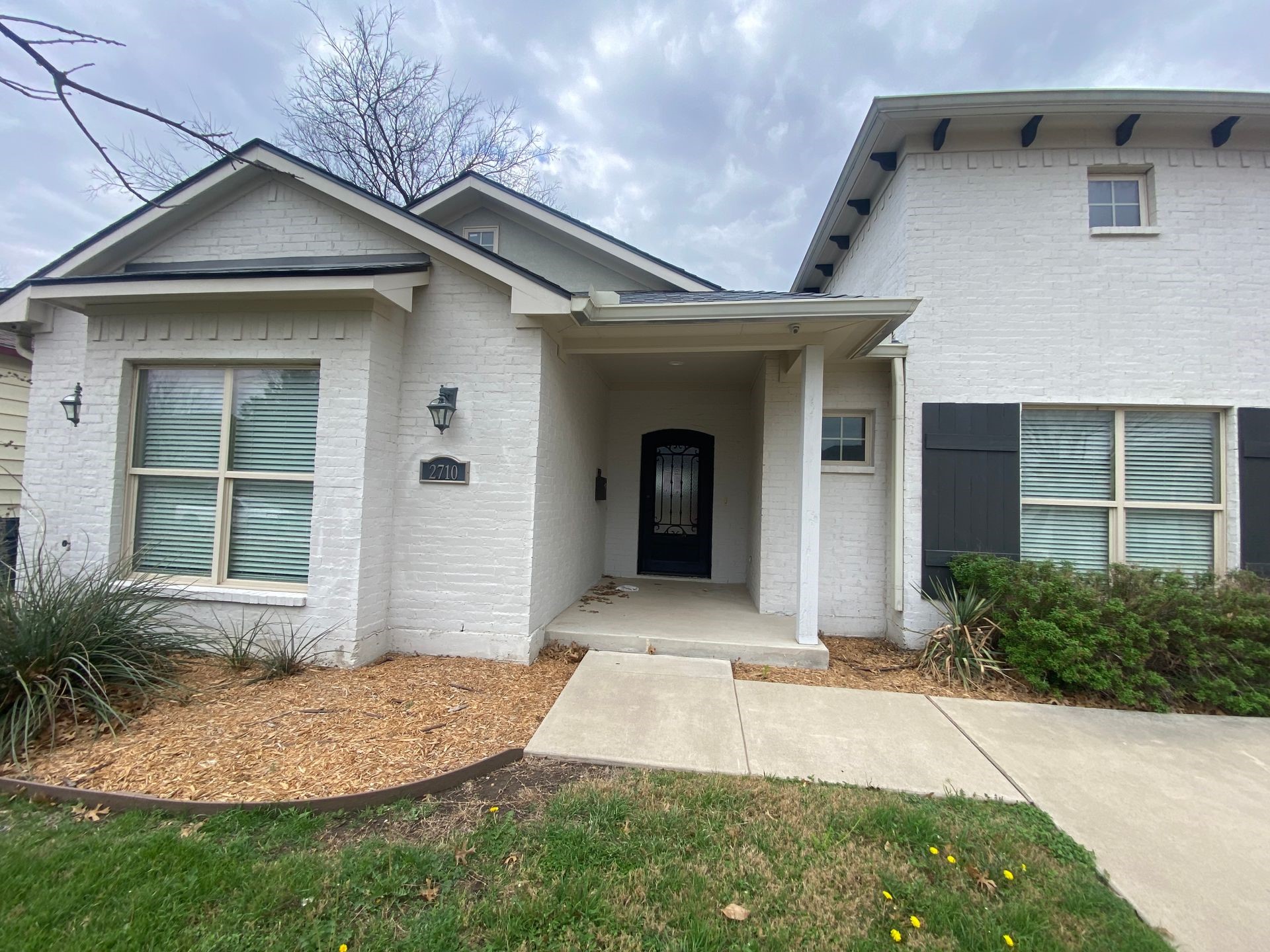 2710 Gordon Avenue Fort Worth TX 76110