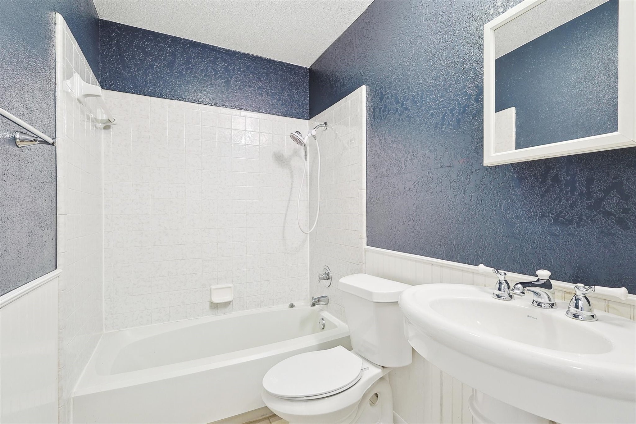 3433 Murphy Drive Bedford TX 76021