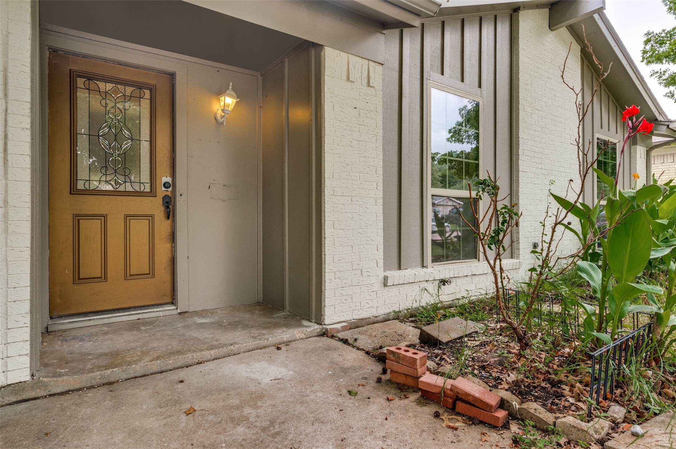 2014 Laurel Oaks Drive Irving TX 75060
