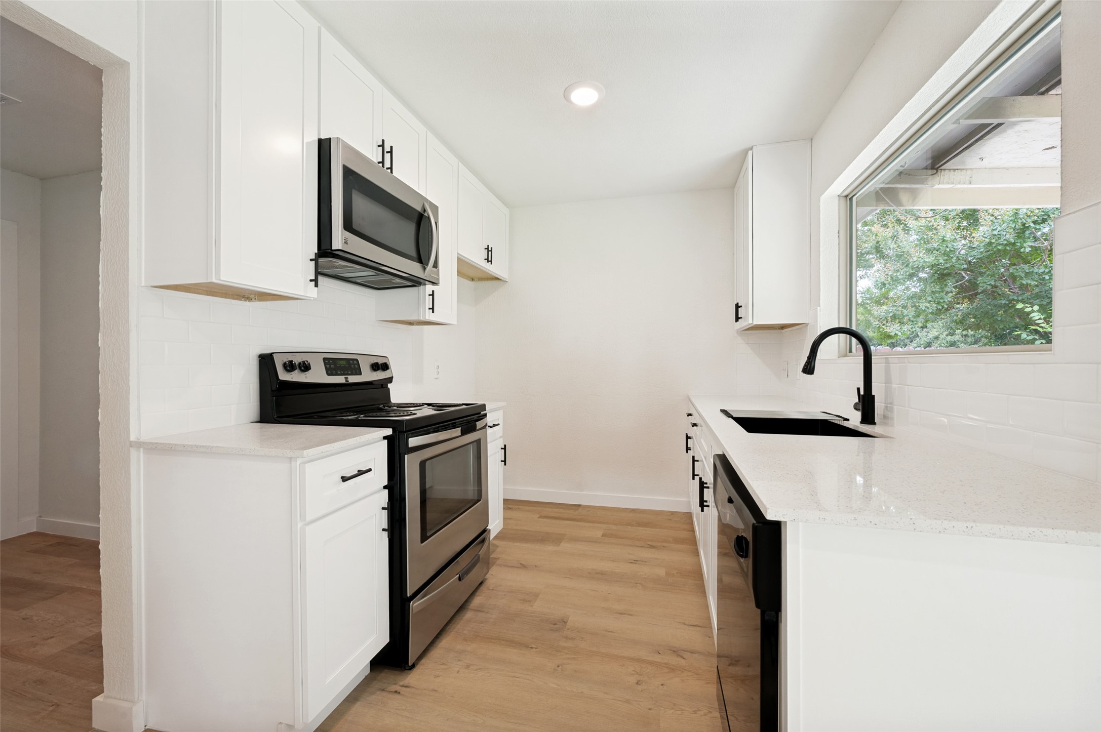 2014 Laurel Oaks Drive Irving TX 75060