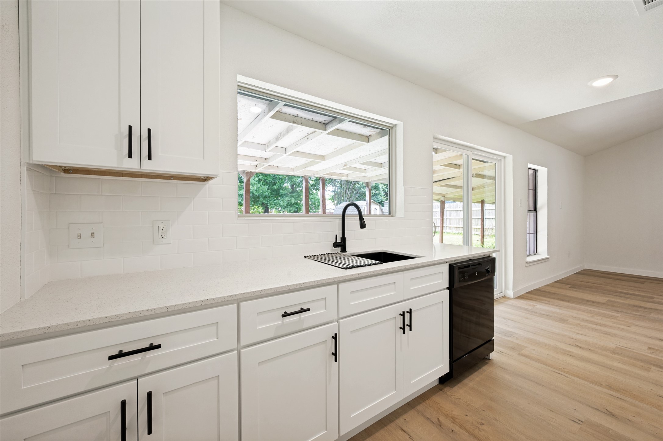2014 Laurel Oaks Drive Irving TX 75060