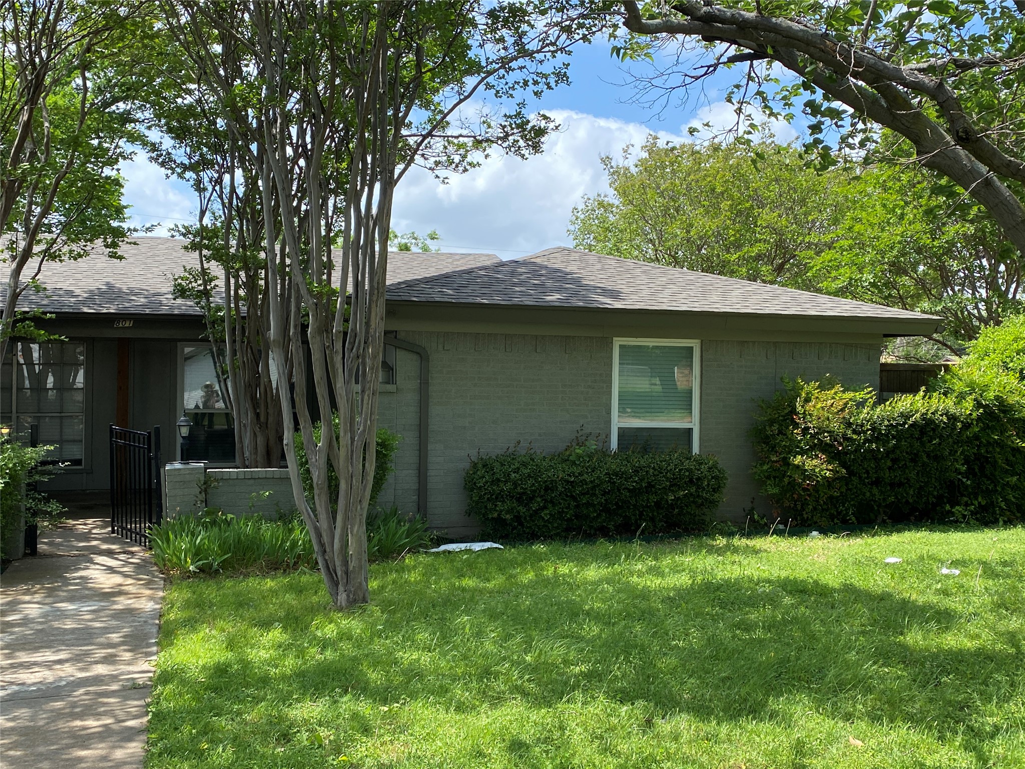 801 Irwin Drive Hurst TX 76053