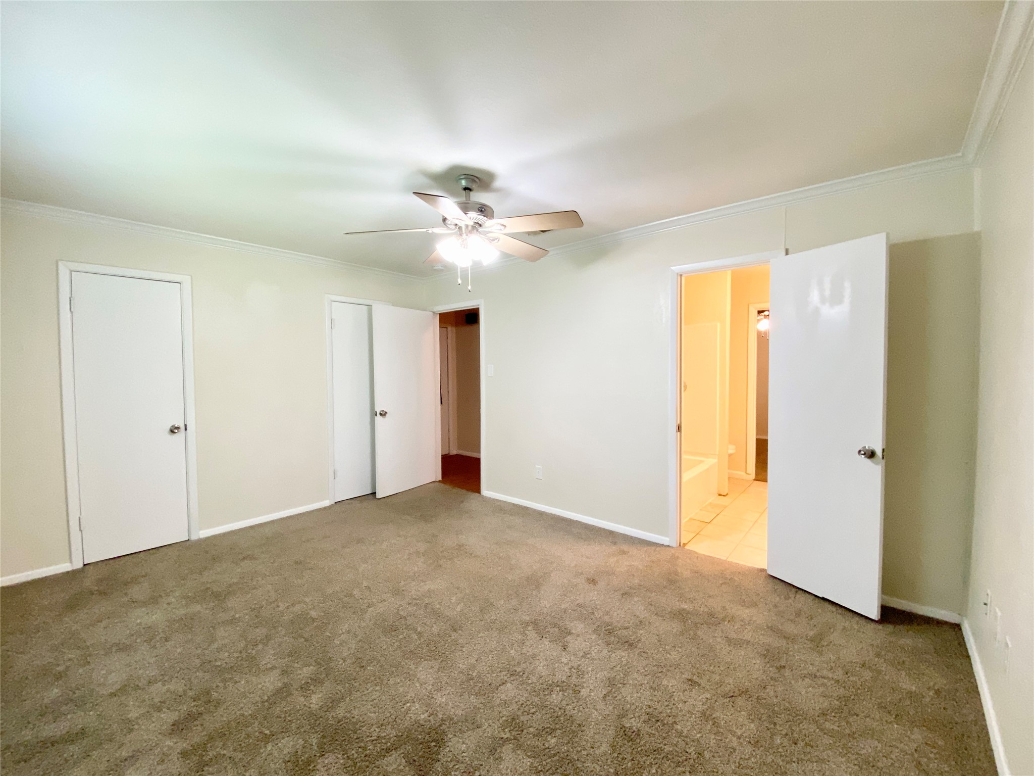 801 Irwin Drive Hurst TX 76053