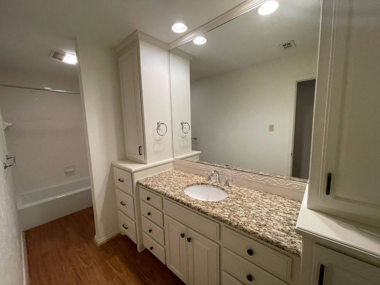 1905 Fox Hill Court Arlington TX 76015