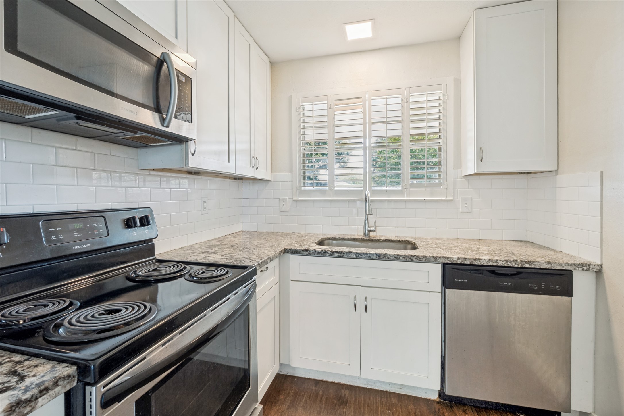 3611 Stables Lane Dallas TX 75229