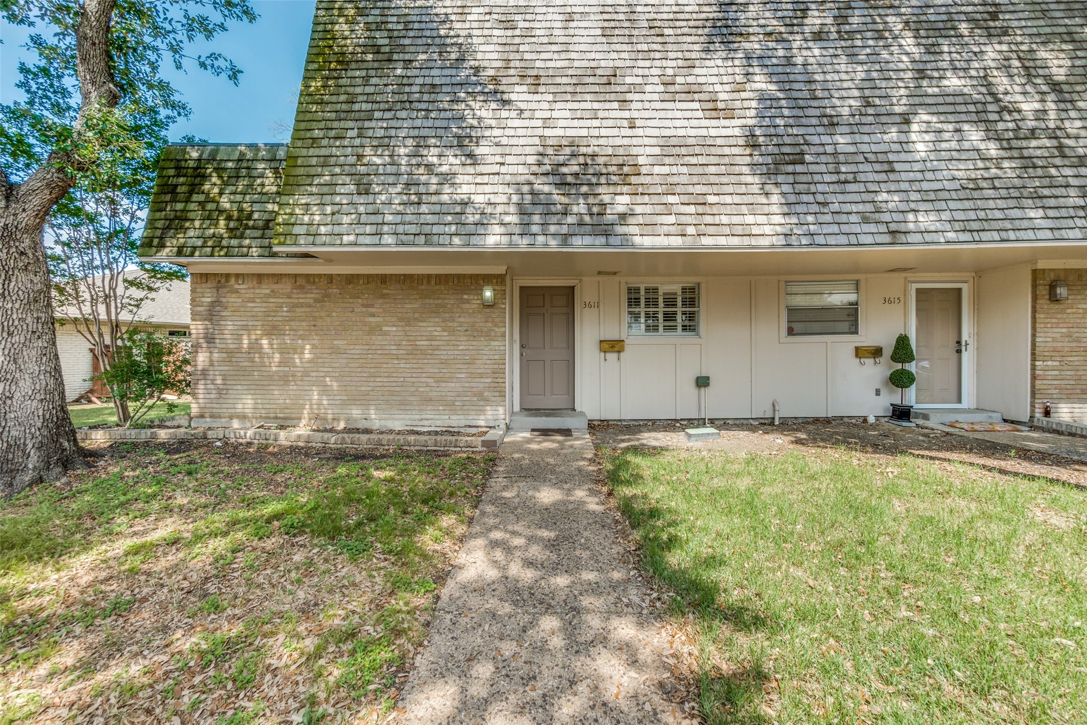 3611 Stables Lane Dallas TX 75229