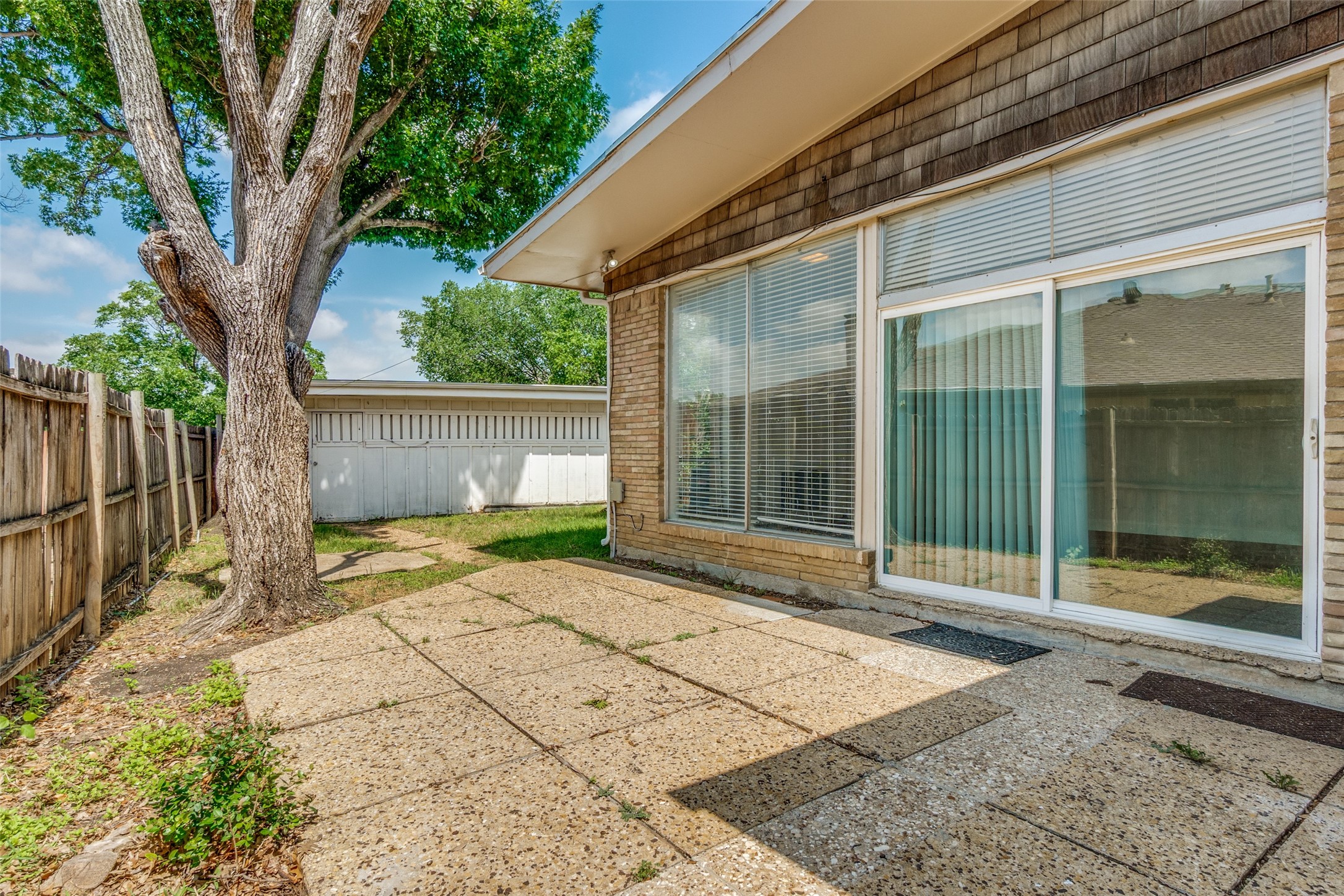 3611 Stables Lane Dallas TX 75229