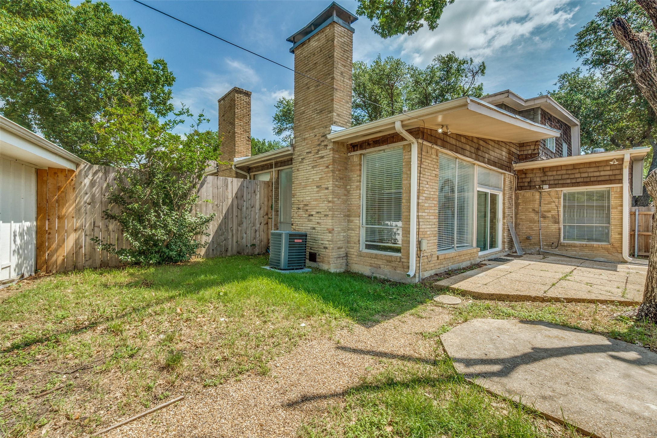 3611 Stables Lane Dallas TX 75229