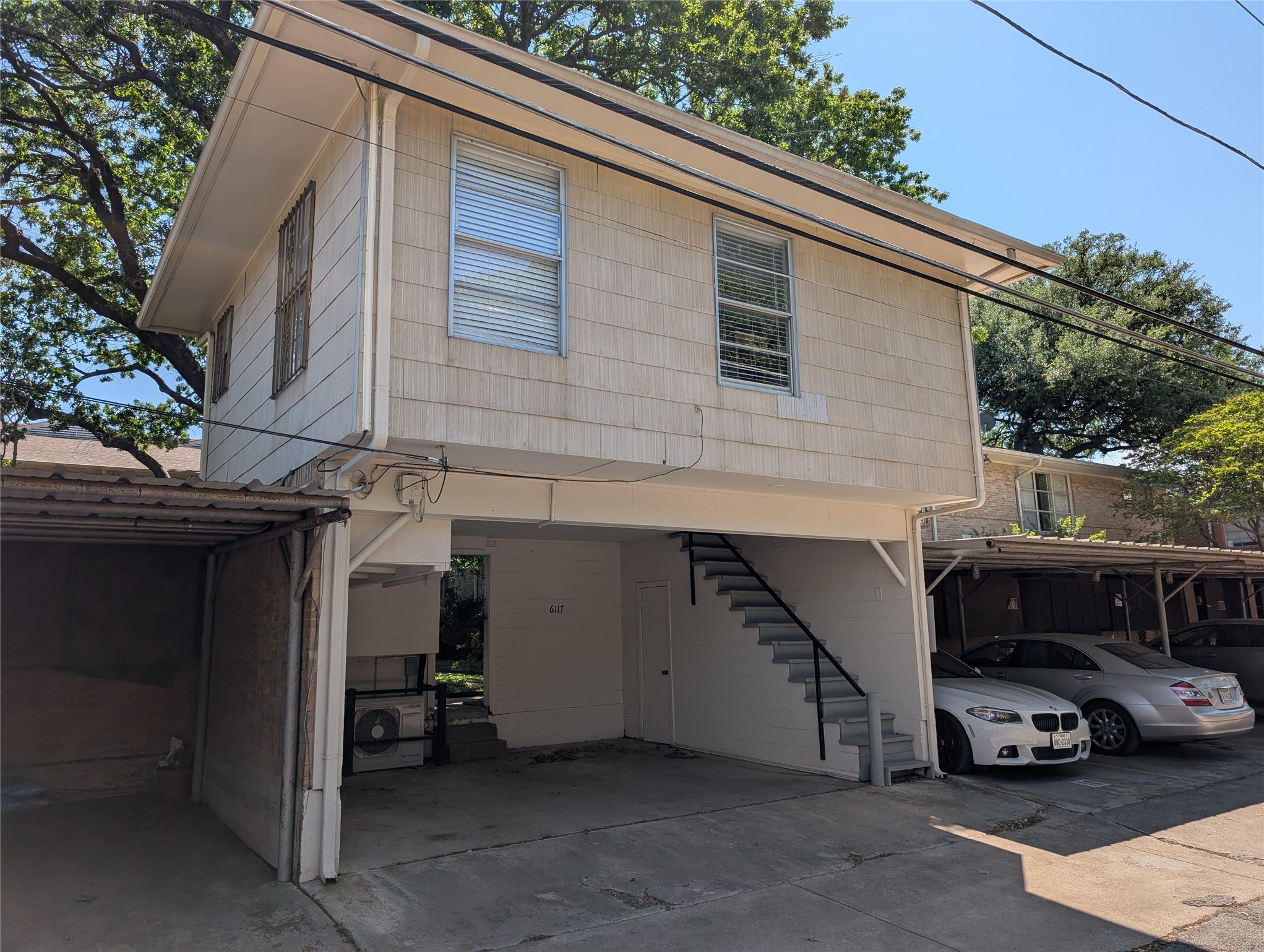 6117 Bandera Avenue Dallas TX 75225