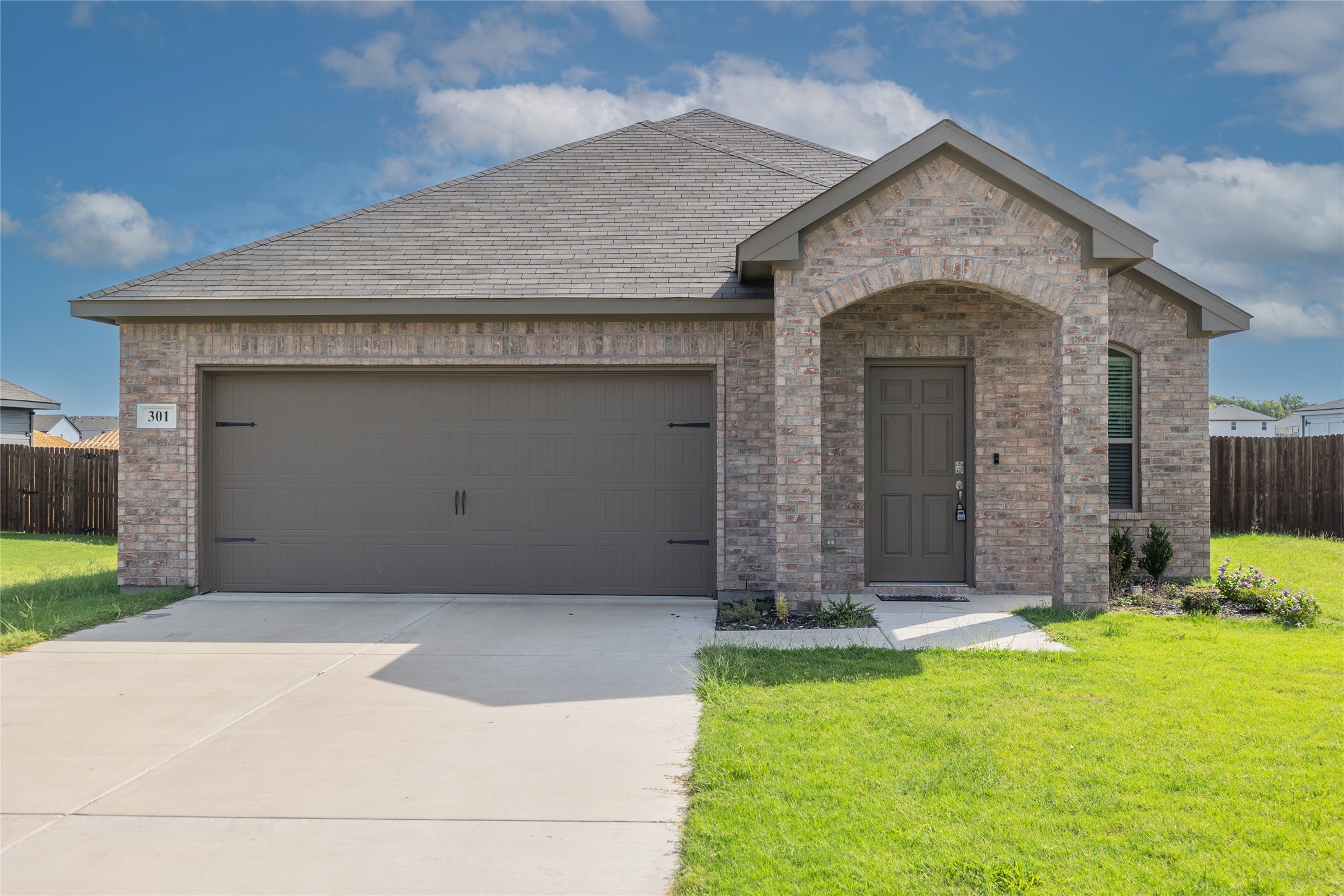 301 Pearl Street Cleburne TX 76031