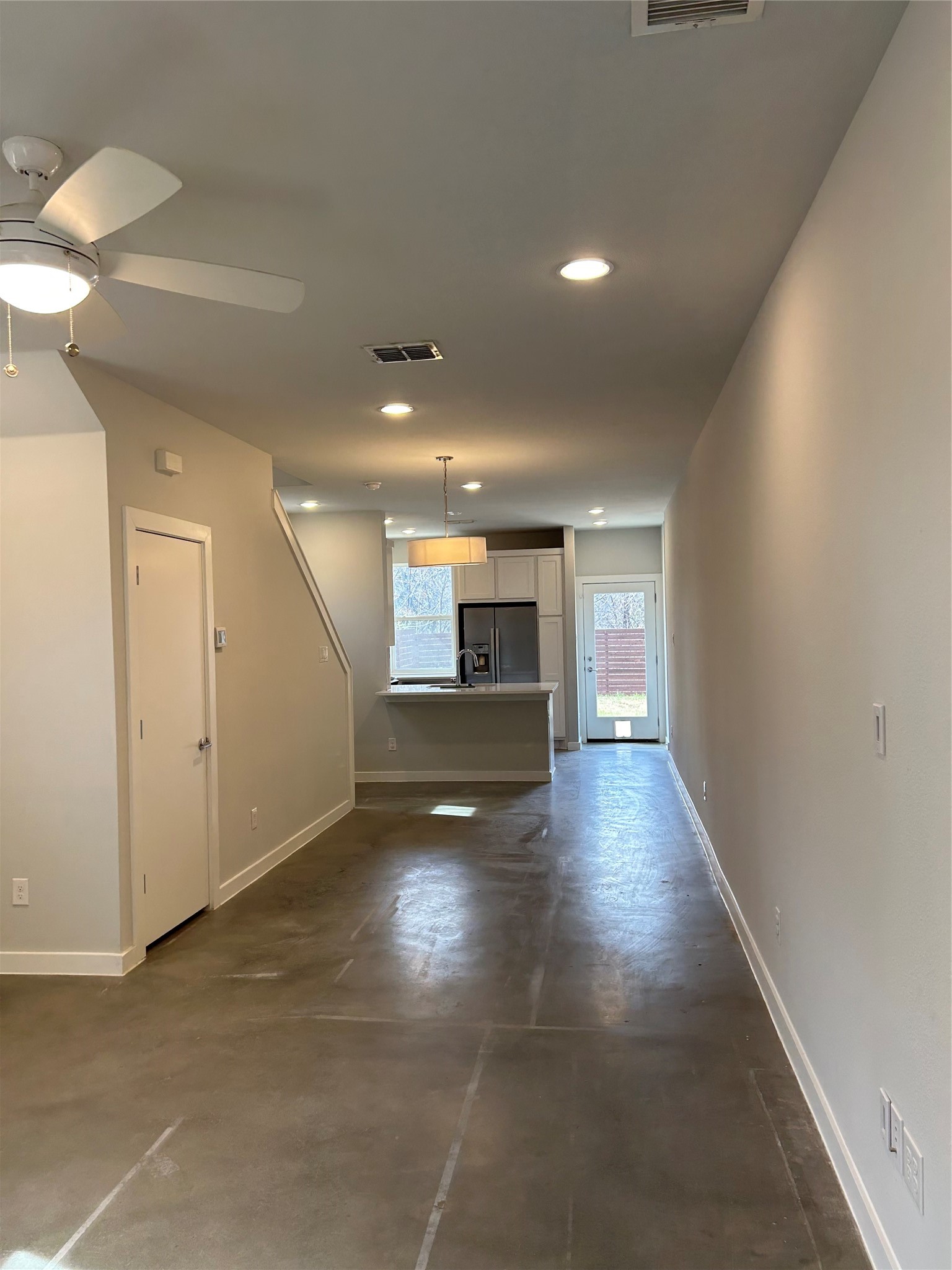 1293 Clifftop Lane Dallas TX 75208