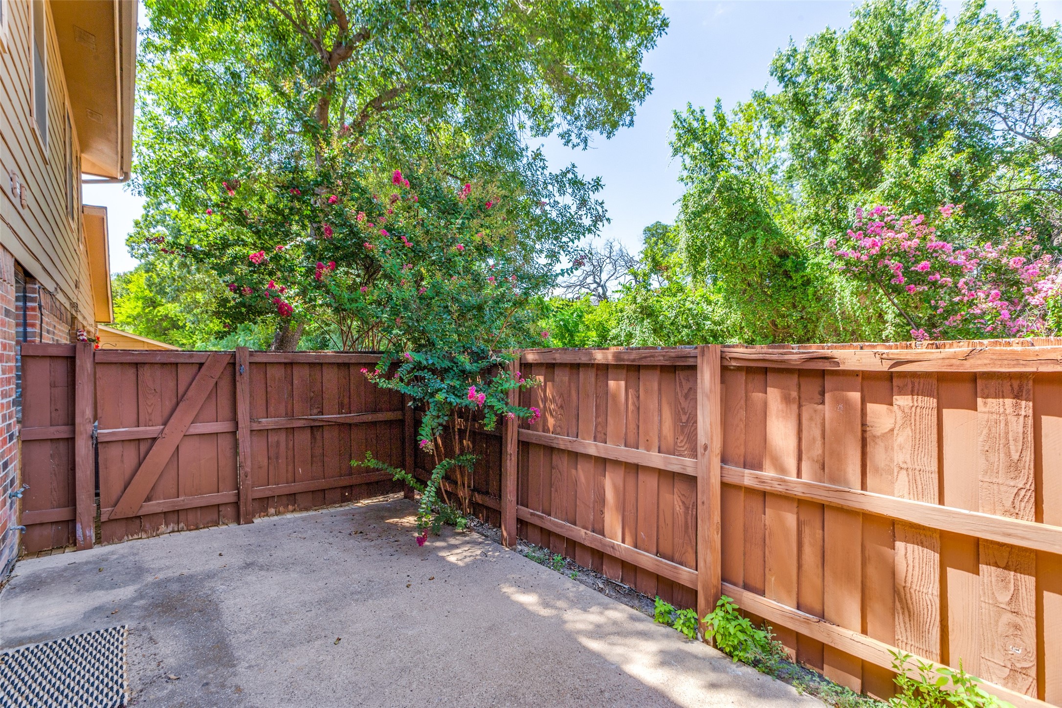 5765 Cedar Creek Drive Benbrook TX 76109