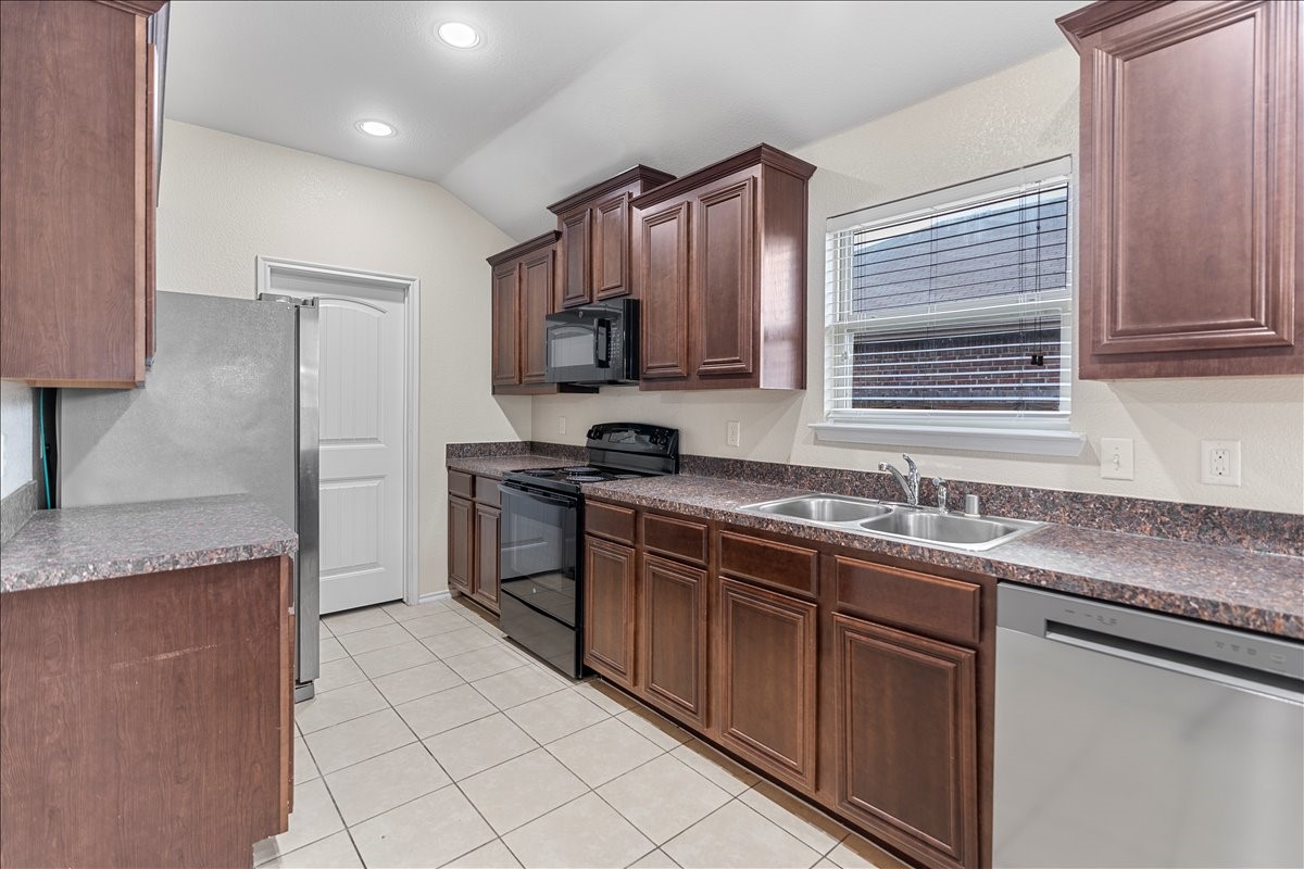 2035 Karsen Lane Heartland TX 75126