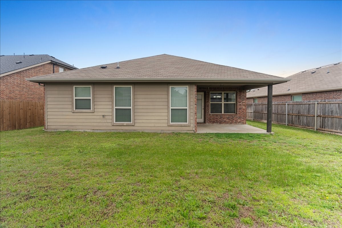 2035 Karsen Lane Heartland TX 75126
