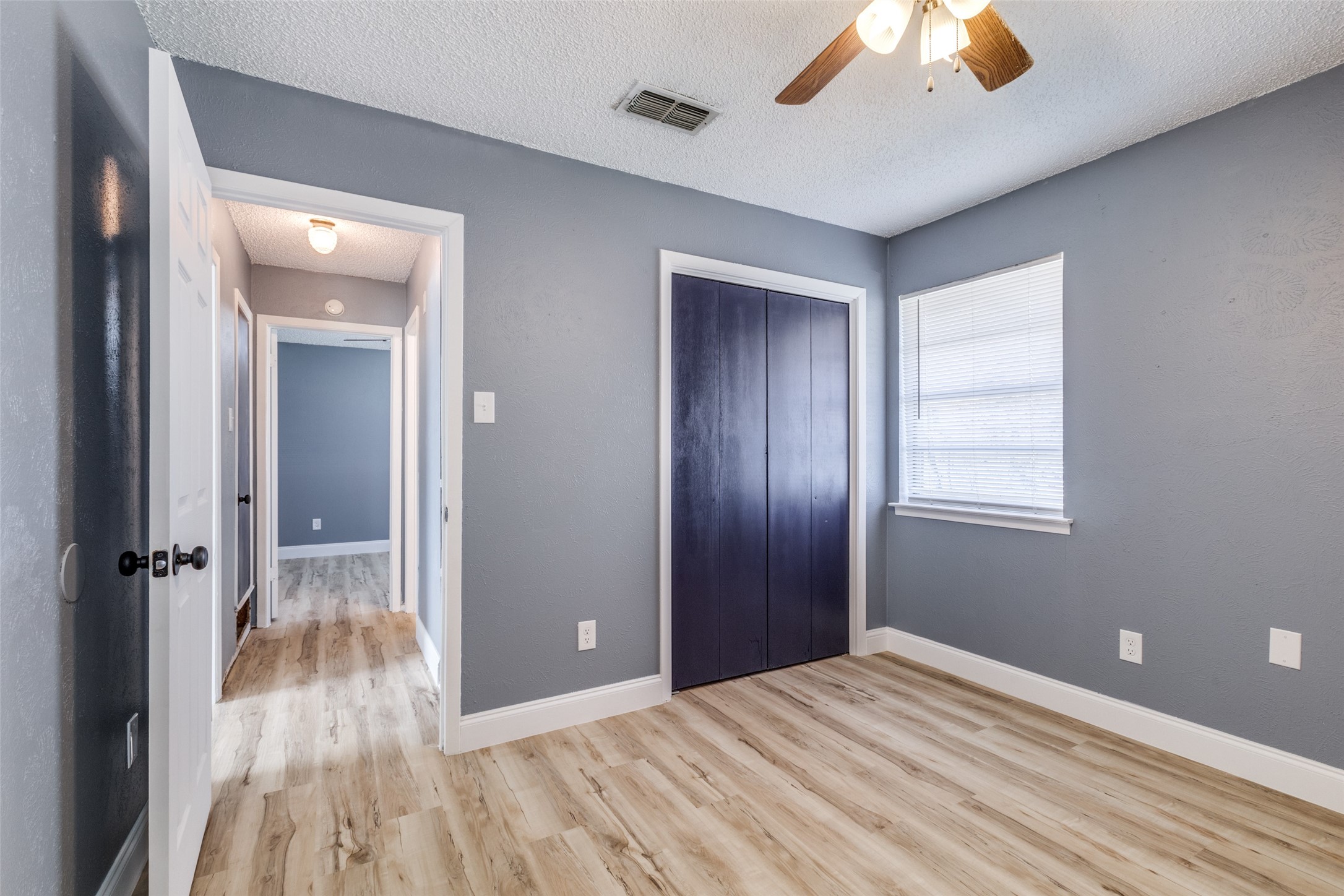 453 Wilshire Avenue Azle TX 76020