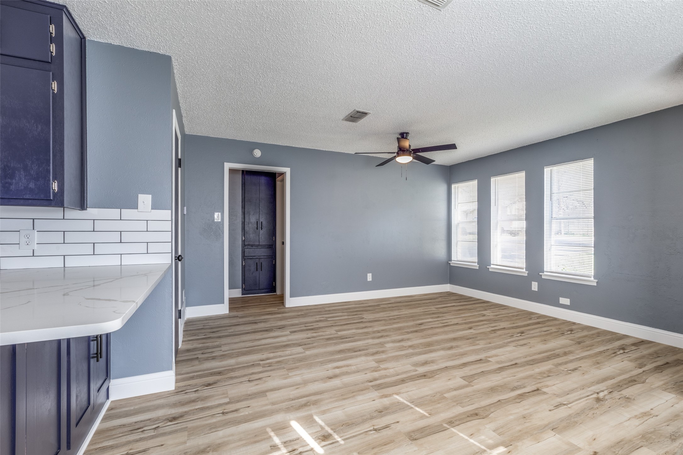 453 Wilshire Avenue Azle TX 76020