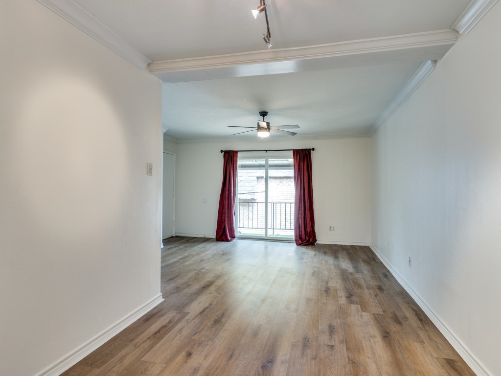 10216 Regal Oaks Drive Dallas TX 75230
