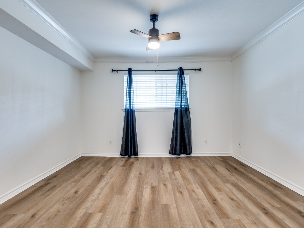 10216 Regal Oaks Drive Dallas TX 75230