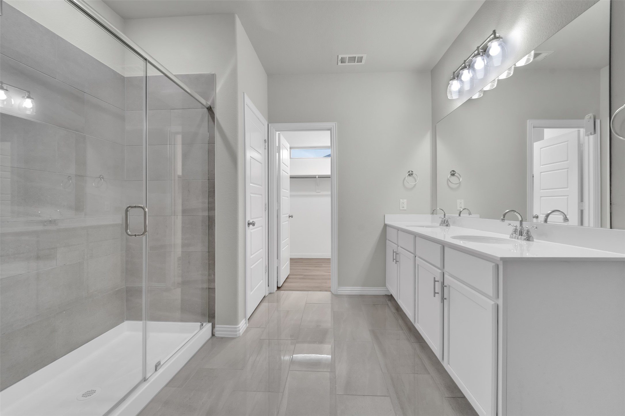 2514 Vera Way Garland TX 75042