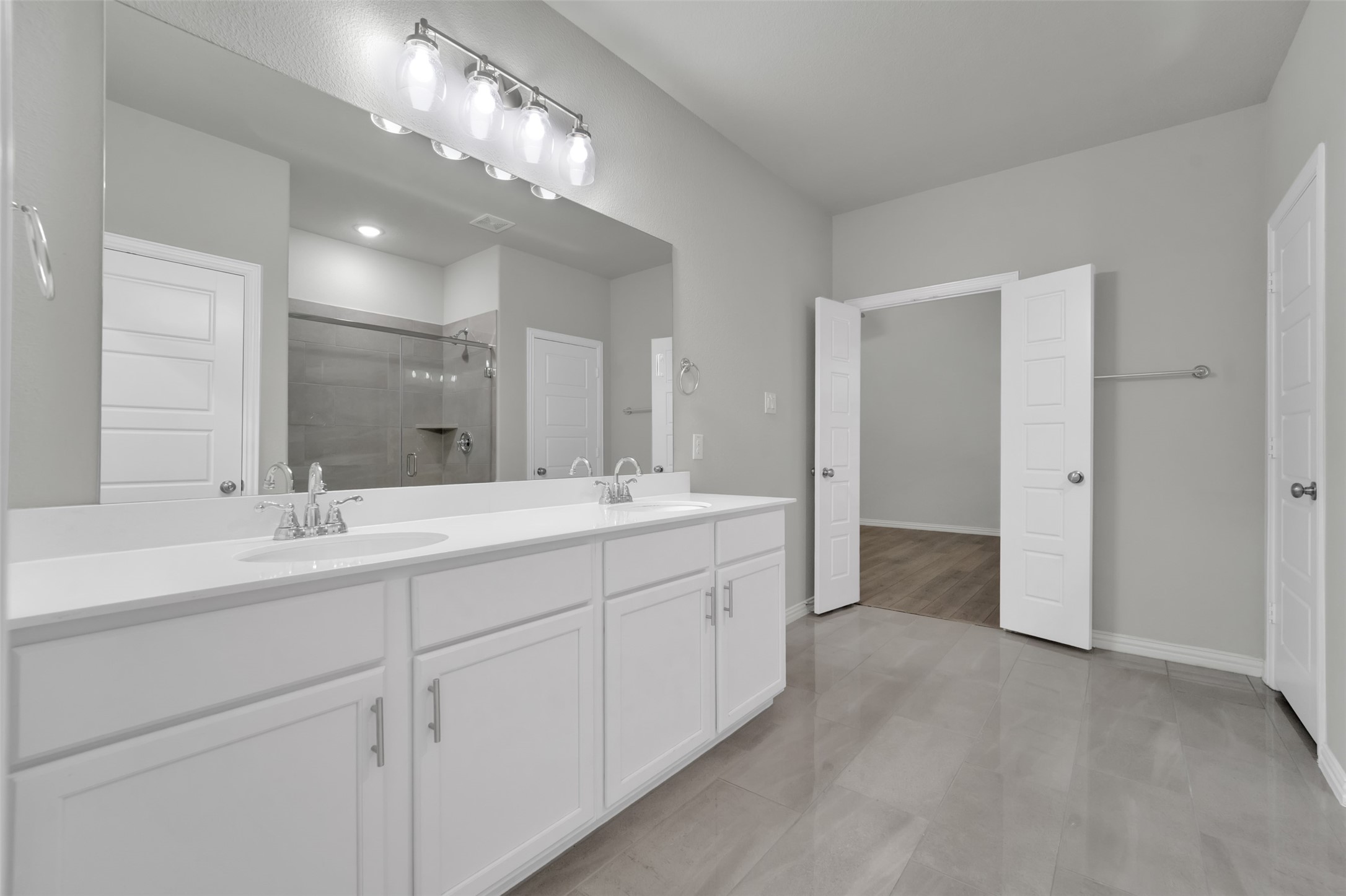 2514 Vera Way Garland TX 75042