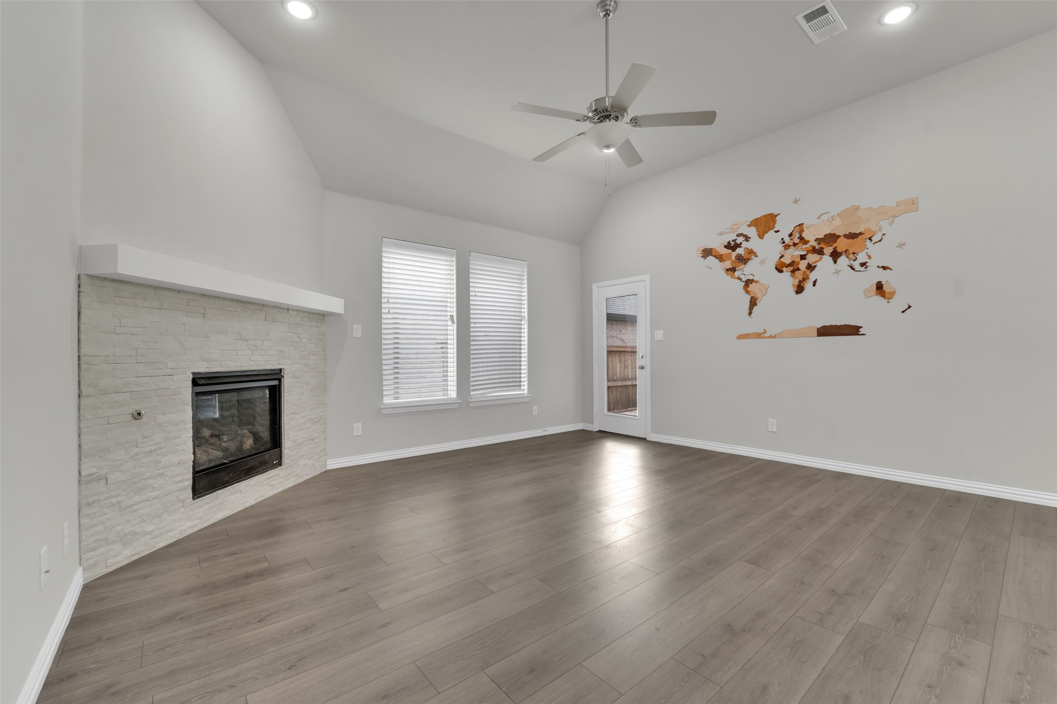 2514 Vera Way Garland TX 75042