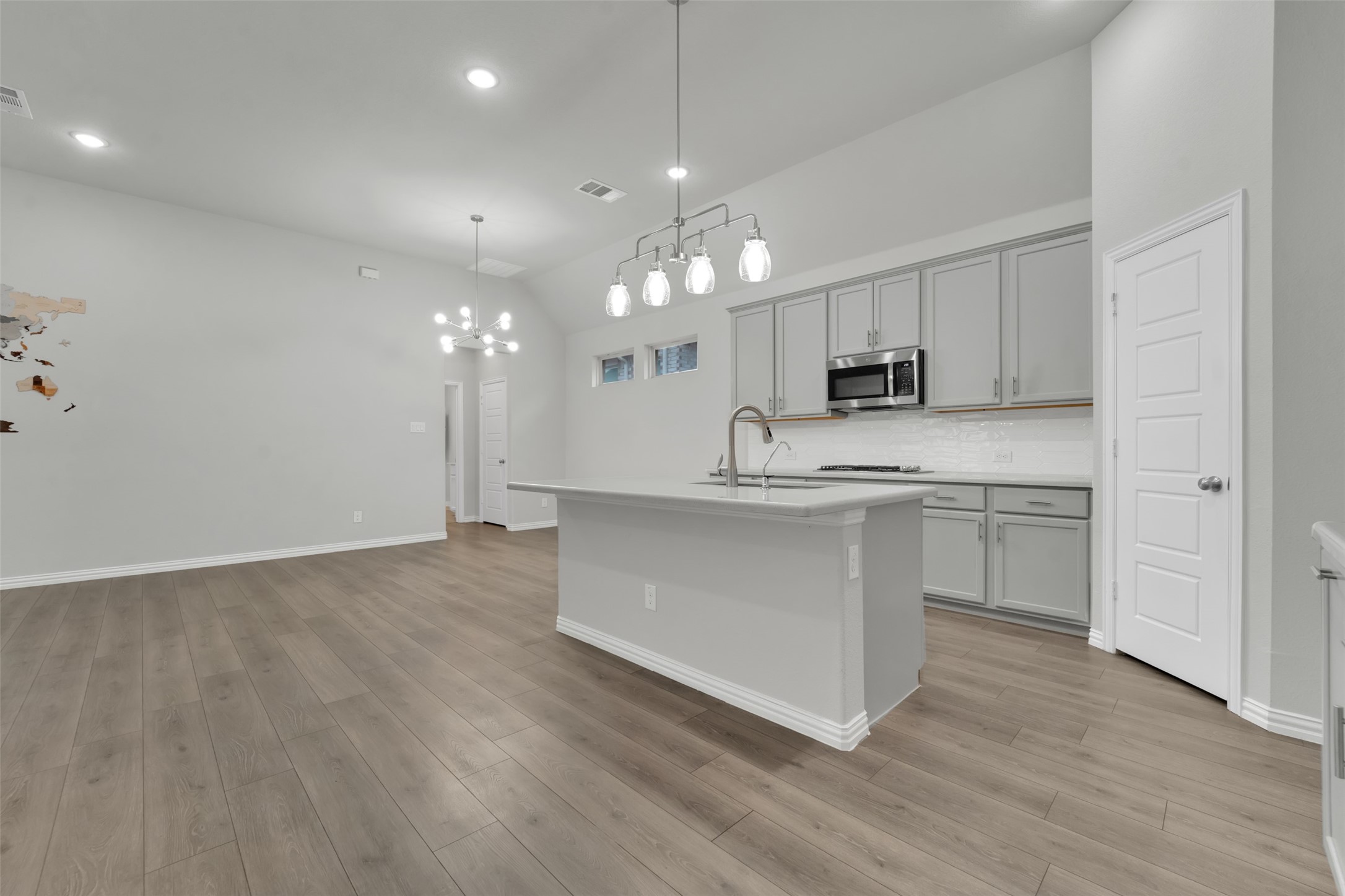 2514 Vera Way Garland TX 75042