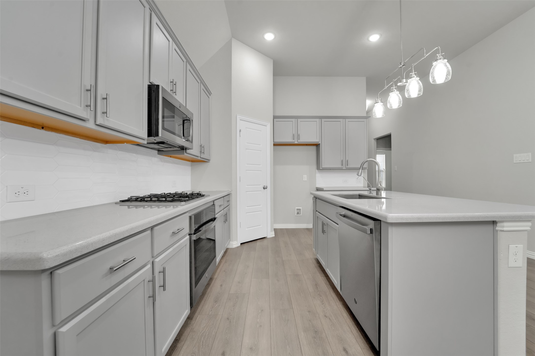 2514 Vera Way Garland TX 75042